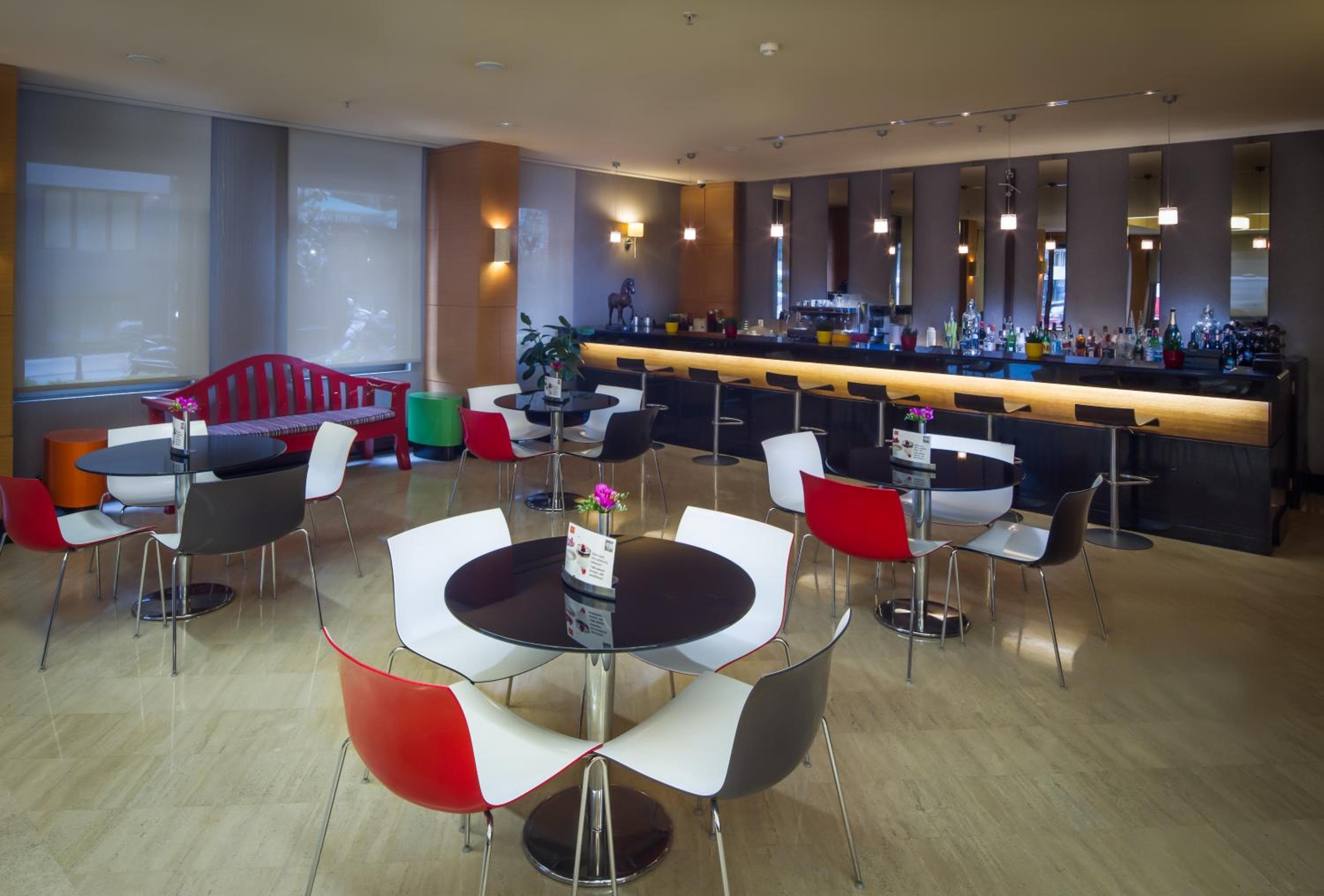 Midtown Hotel — 4