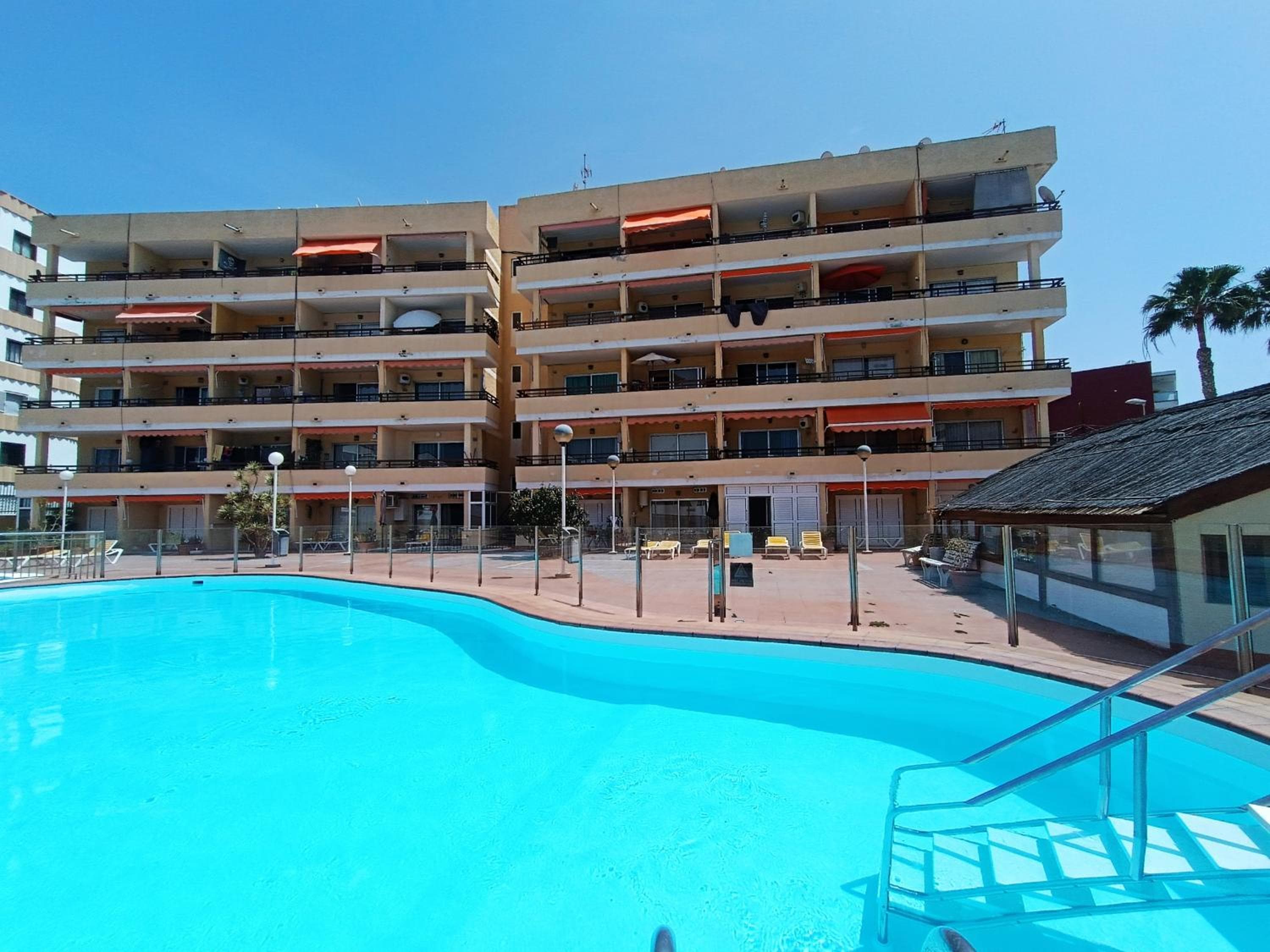 Pool view accommodation in Playa del Ingles — 5