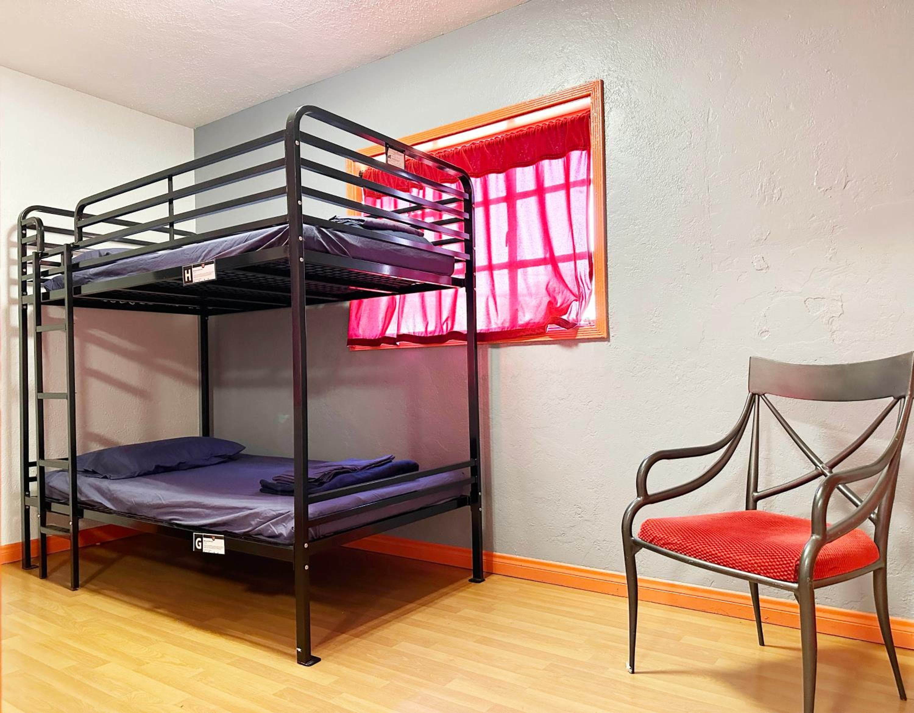 Sin City Hostel - Sin City Herberge — 12