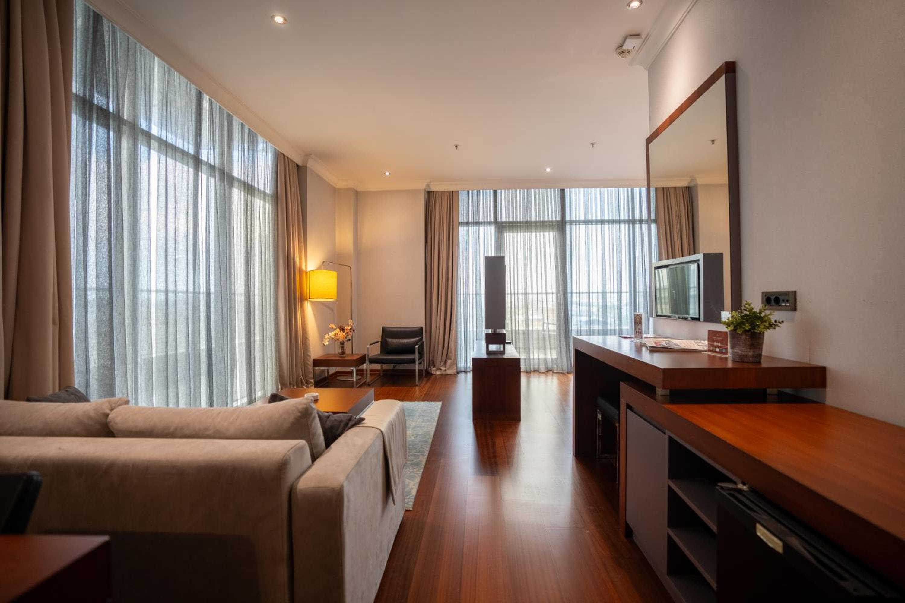 ADM Grand Hotel — 5