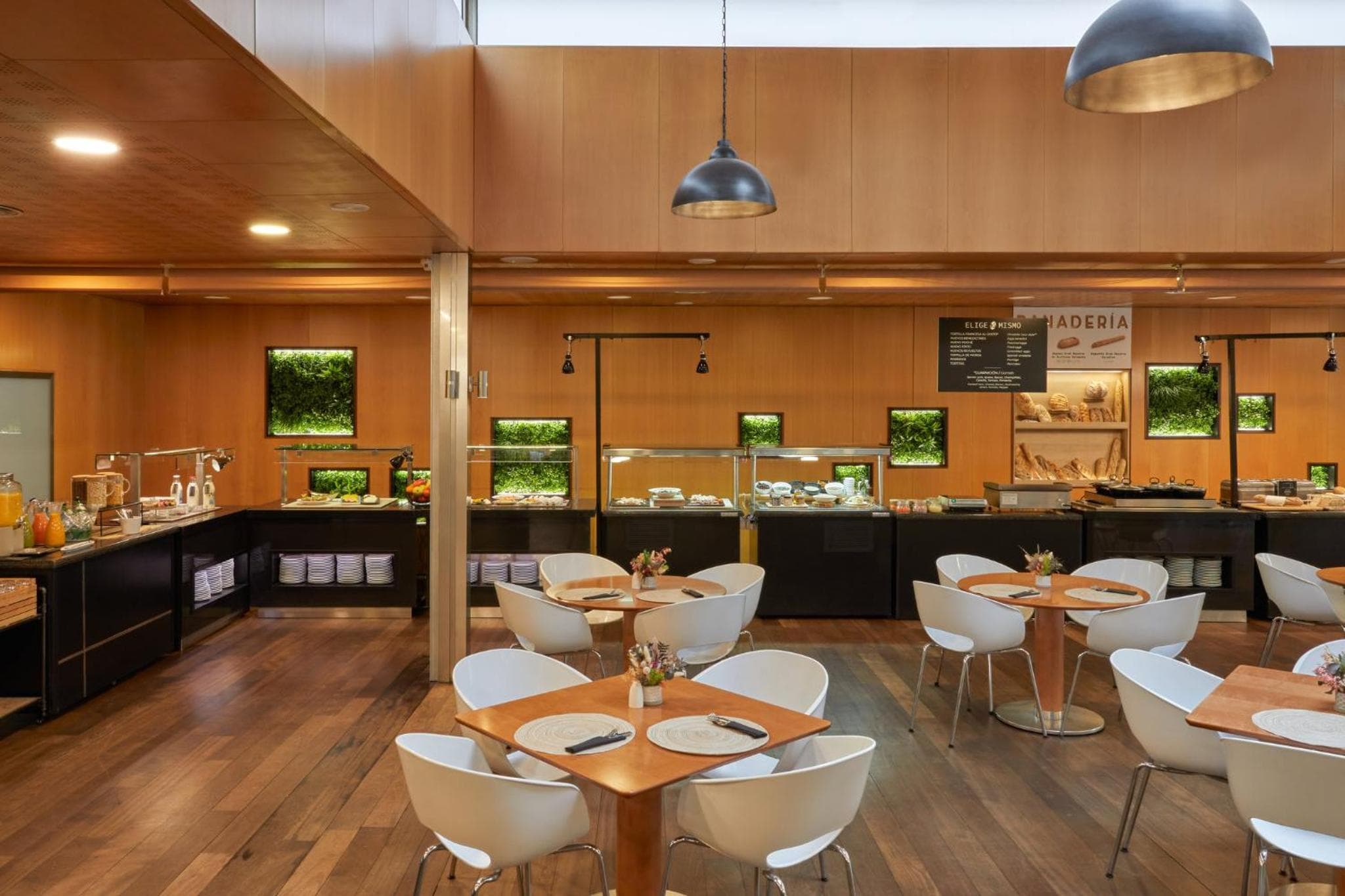Crowne Plaza Madrid - Centre Retiro by IHG — 13