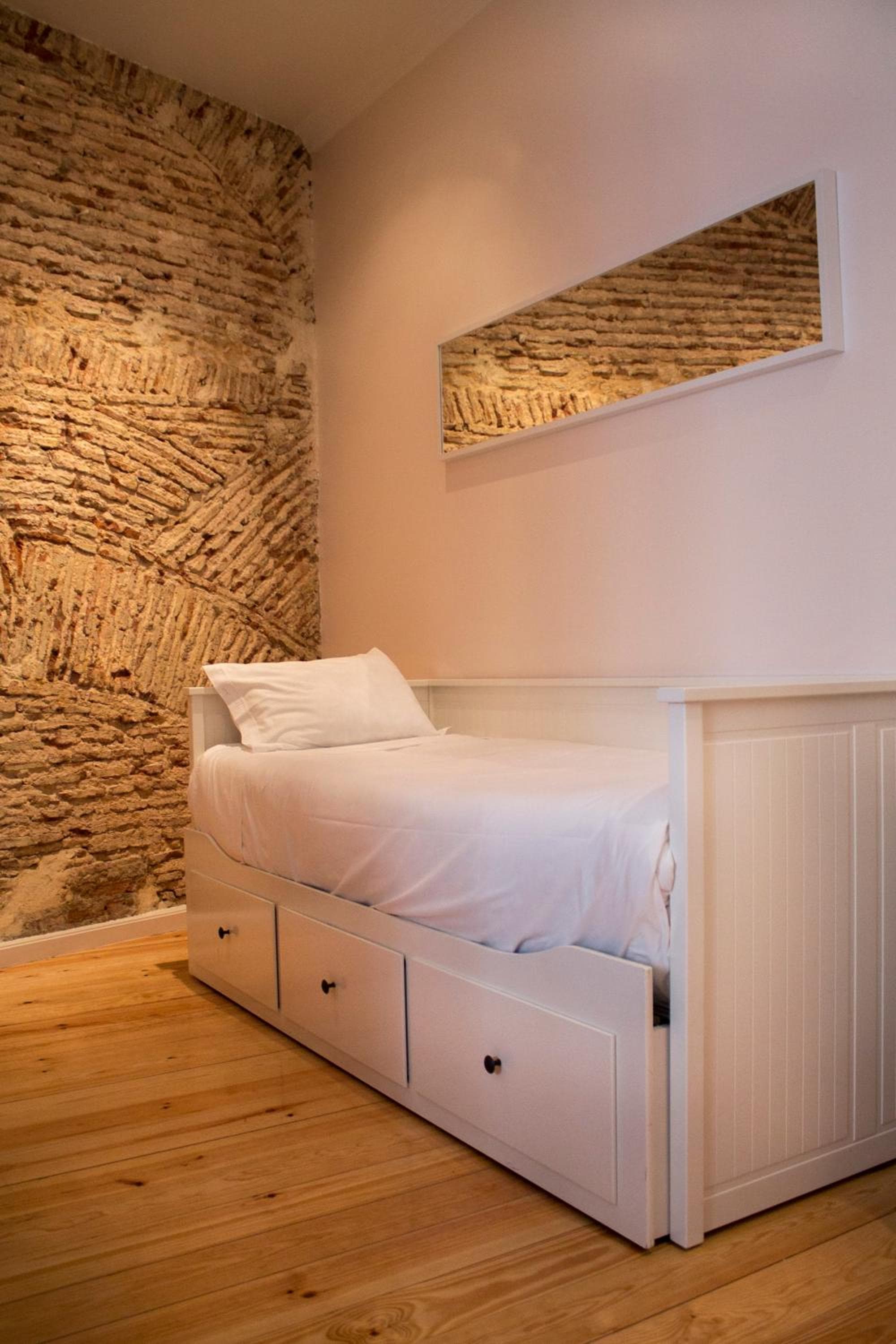Lisbon Arsenal Suites — 15