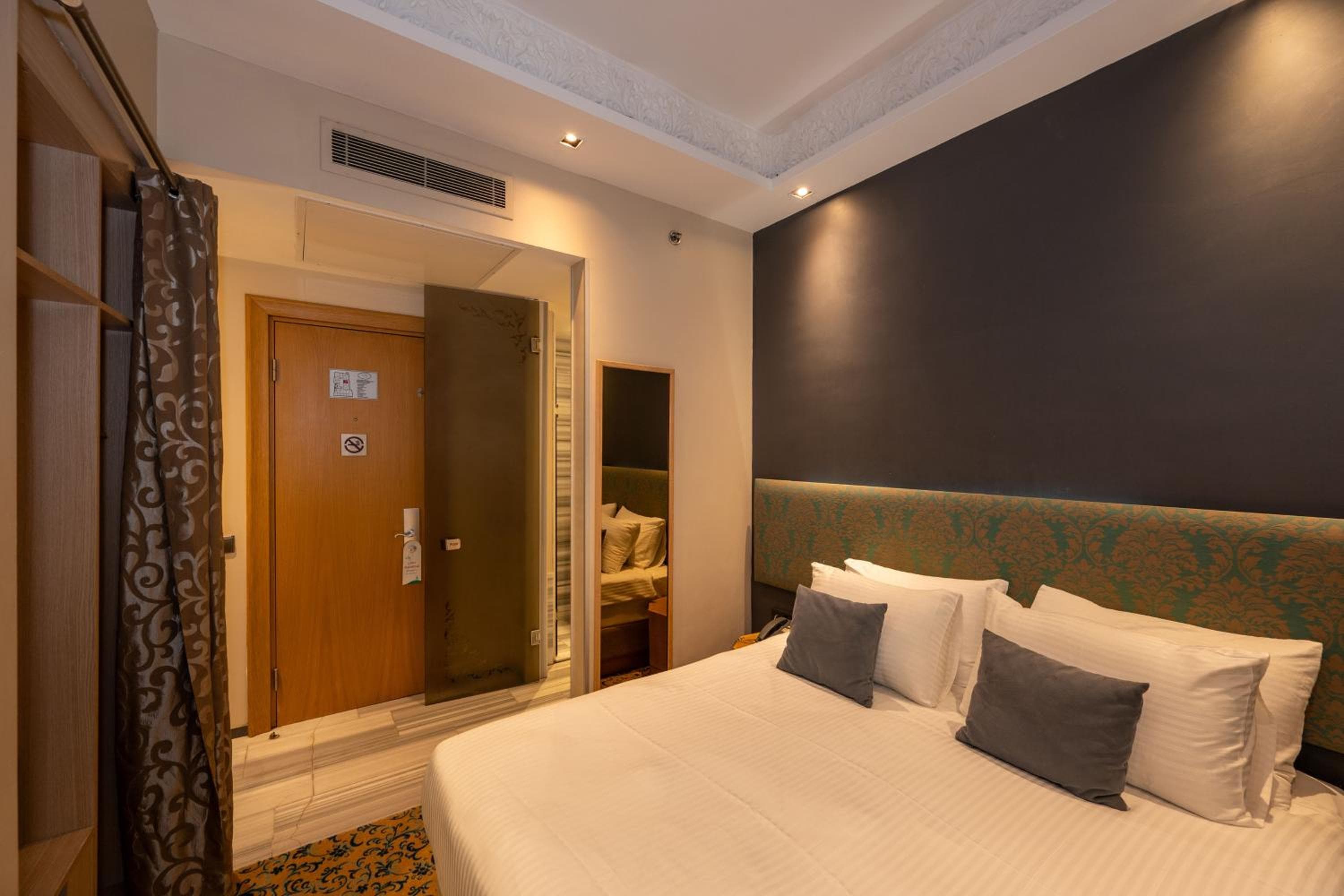 Pera Tulip Hotel & SPA — 11