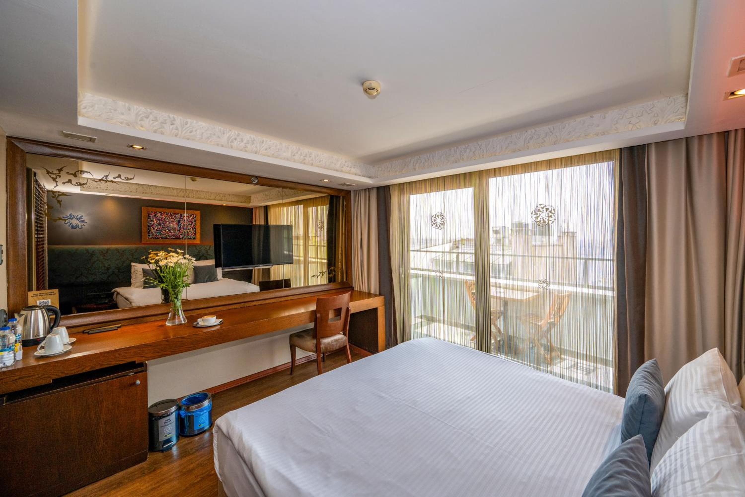 Pera Tulip Hotel & SPA — 14