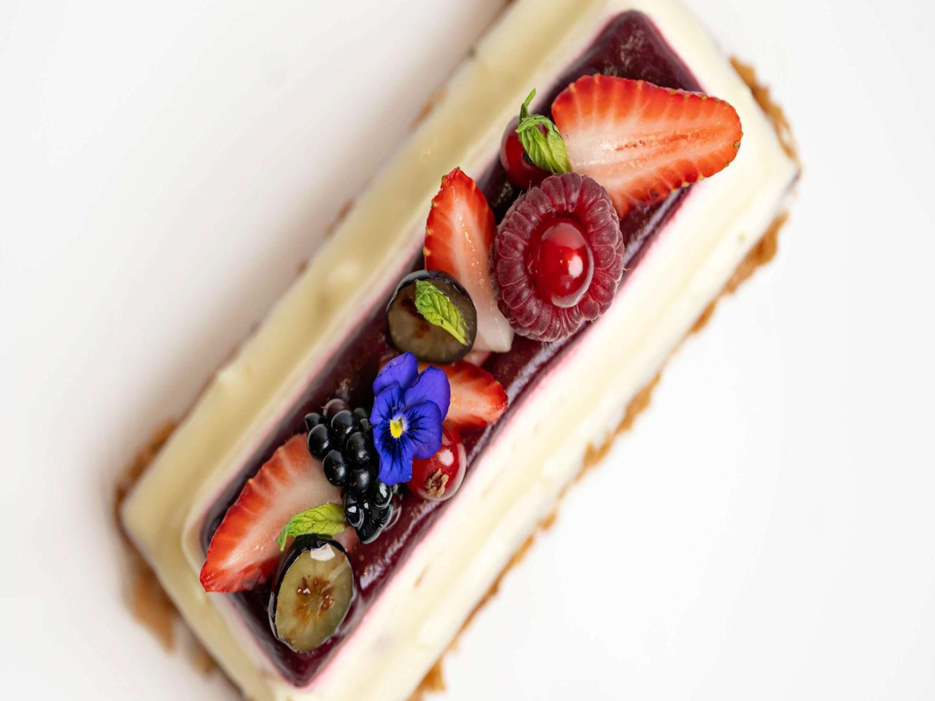 Fairmont Quasar Istanbul Hotel hotel, Büyükdere Caddesi No:76 Mecidiyeköy Şişli, Istanbul, Turkey — photo 25