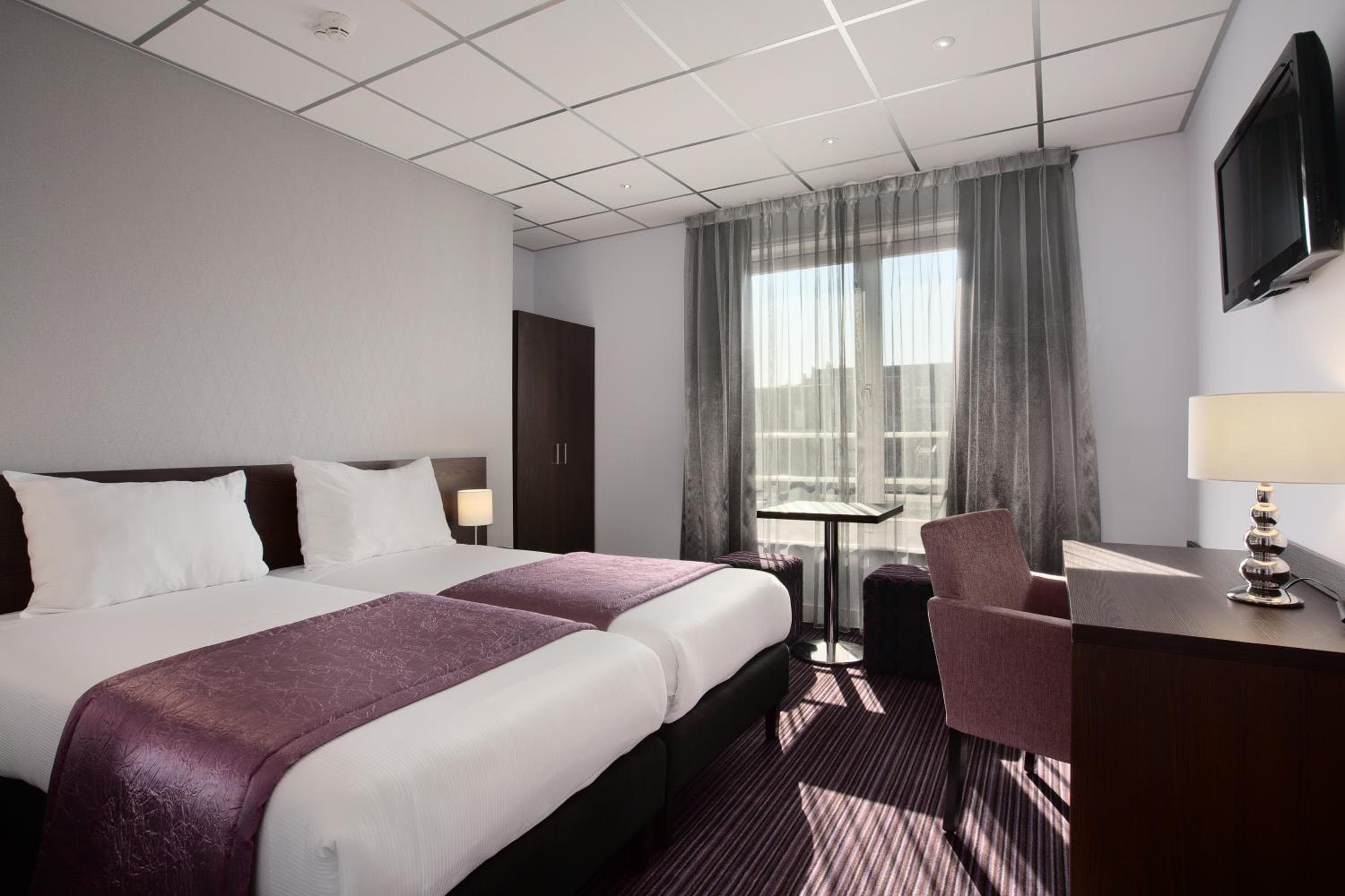 Hotel Luxer — 3