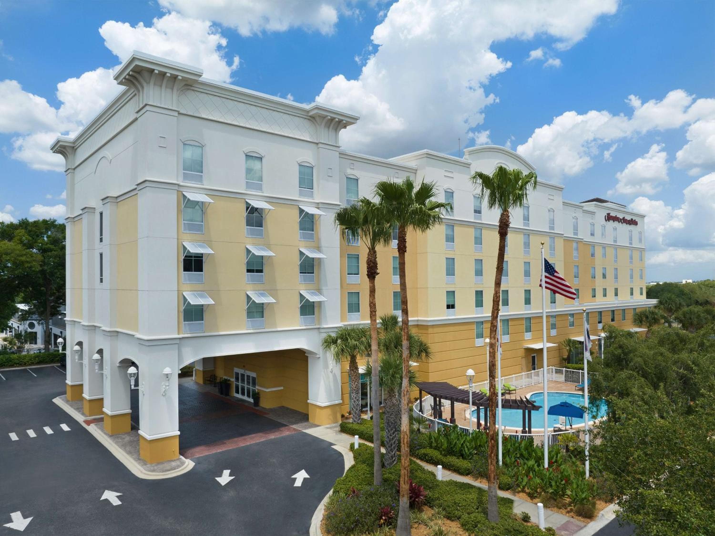 Hampton Inn & Suites Orlando-North Altamonte Springs — 3