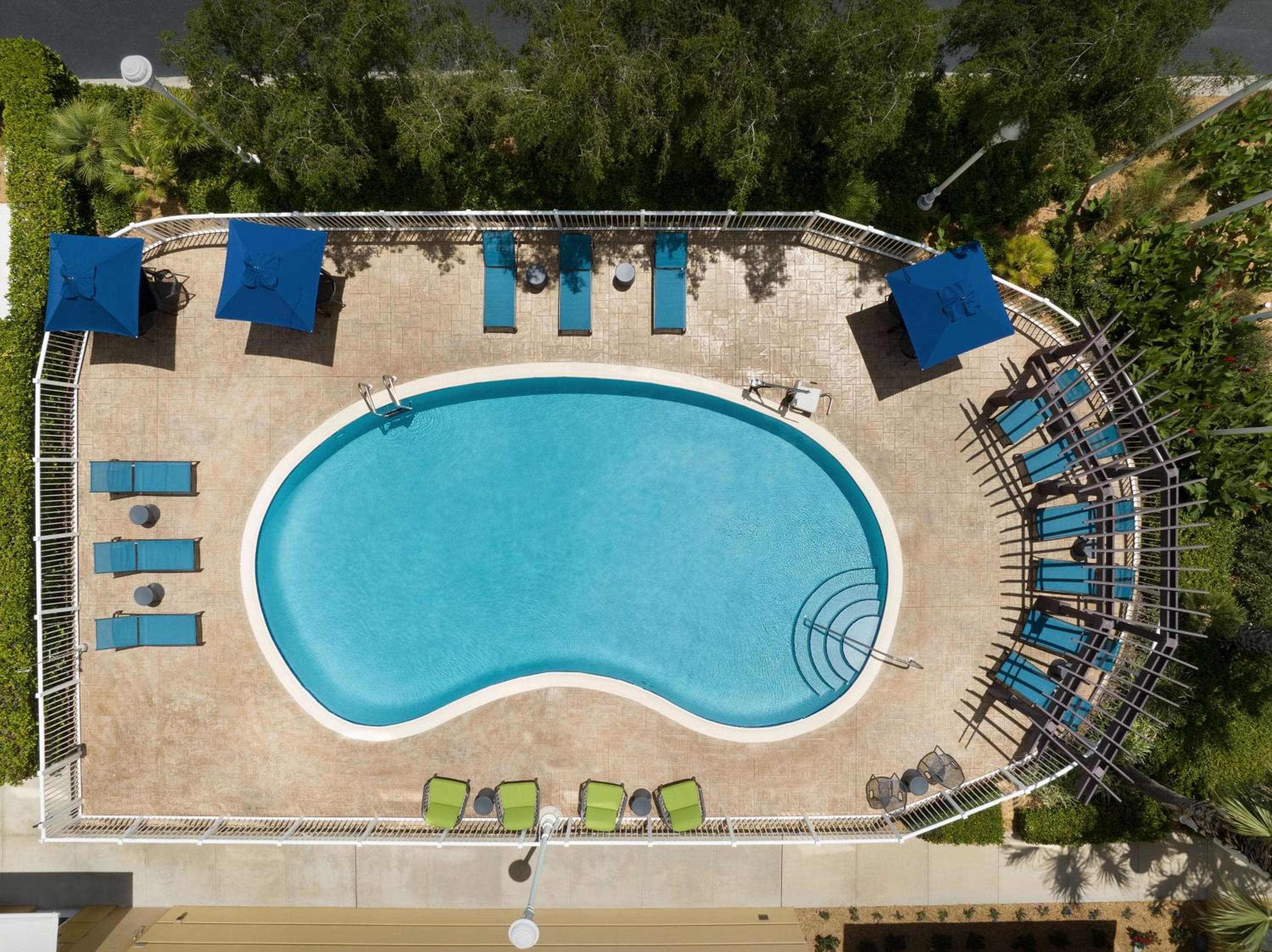 Hampton Inn & Suites Orlando-North Altamonte Springs — 7