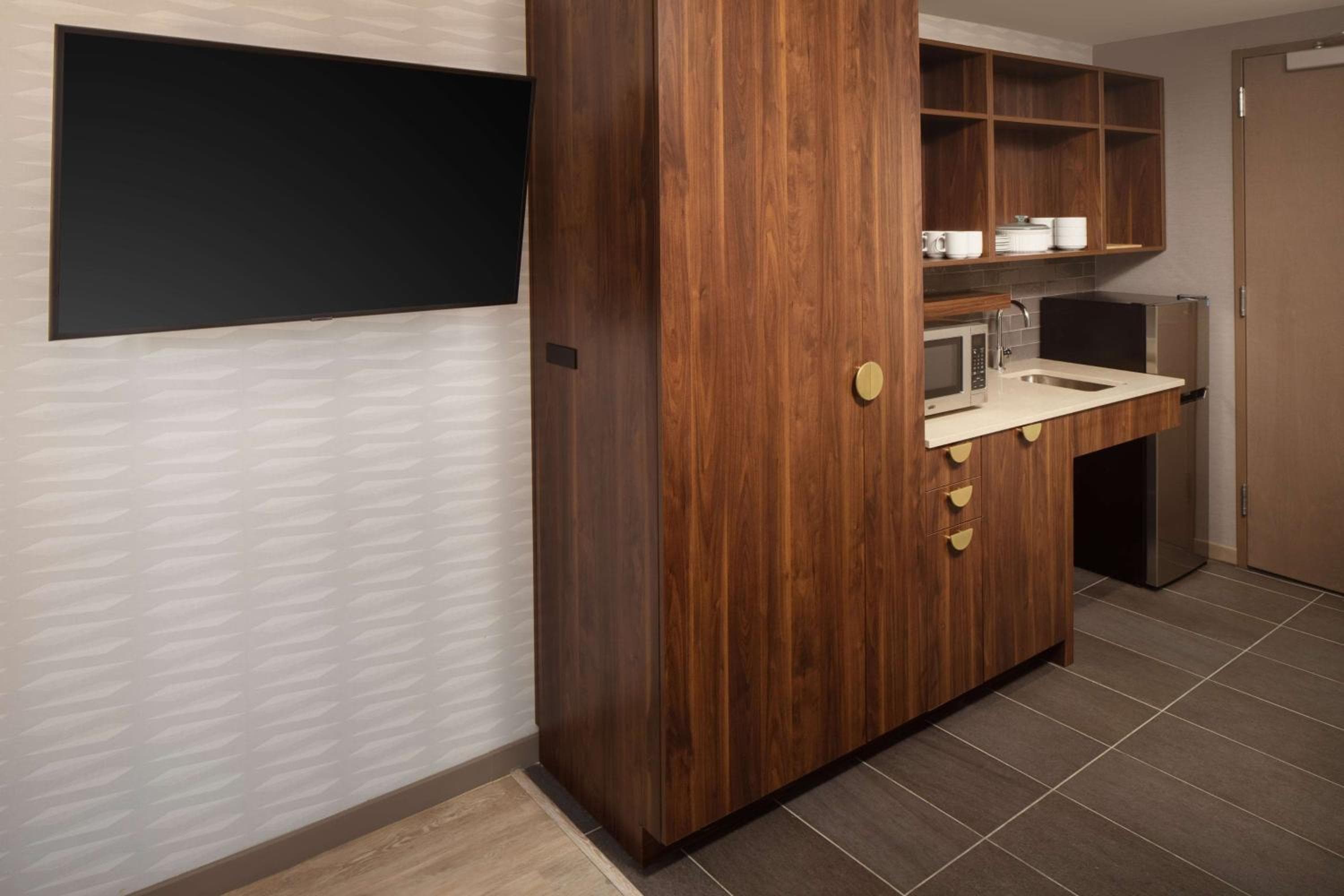 Home2 Suites By Hilton New York Times Square — 7