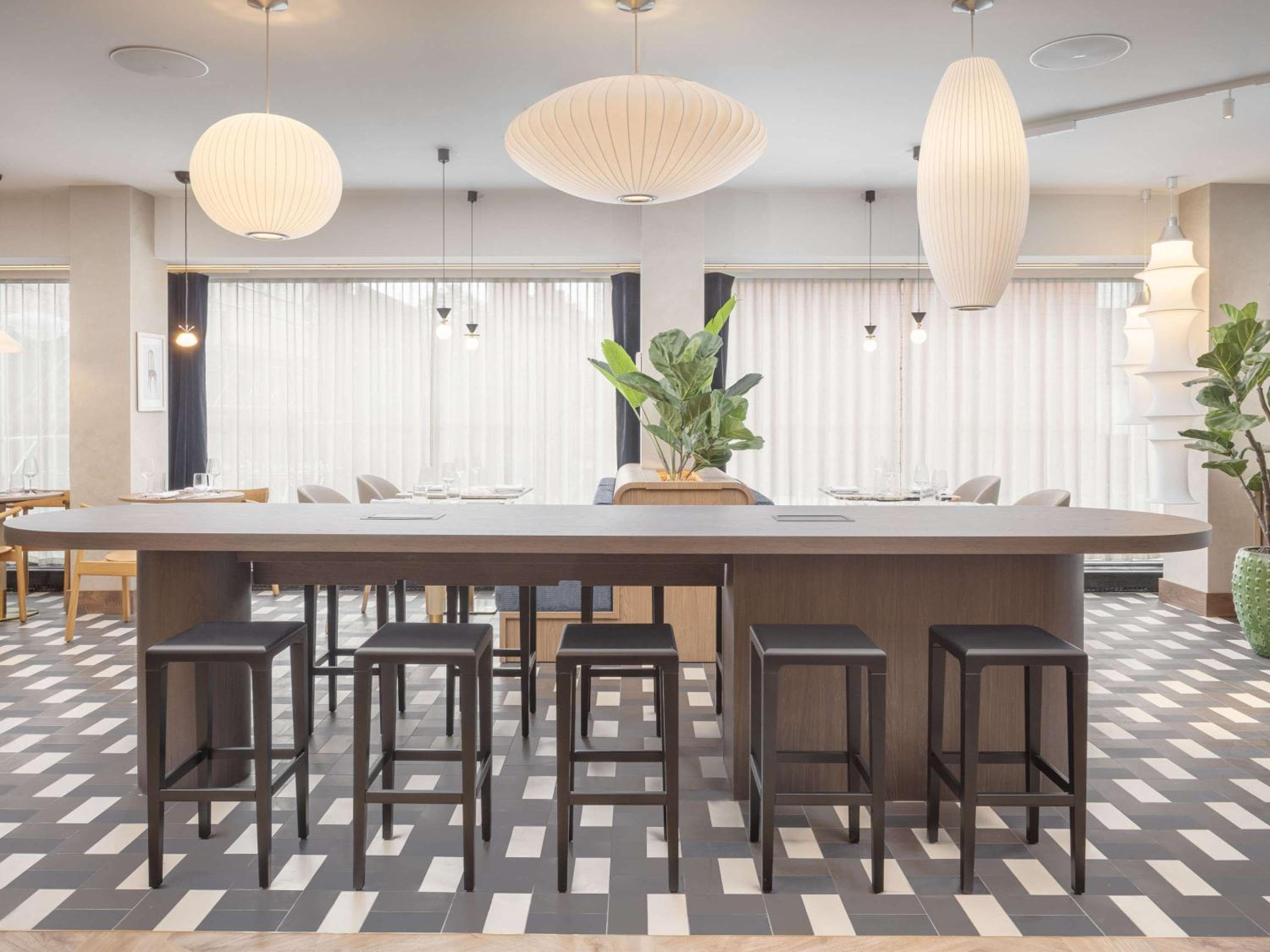 Mercure London Earls Court — 27