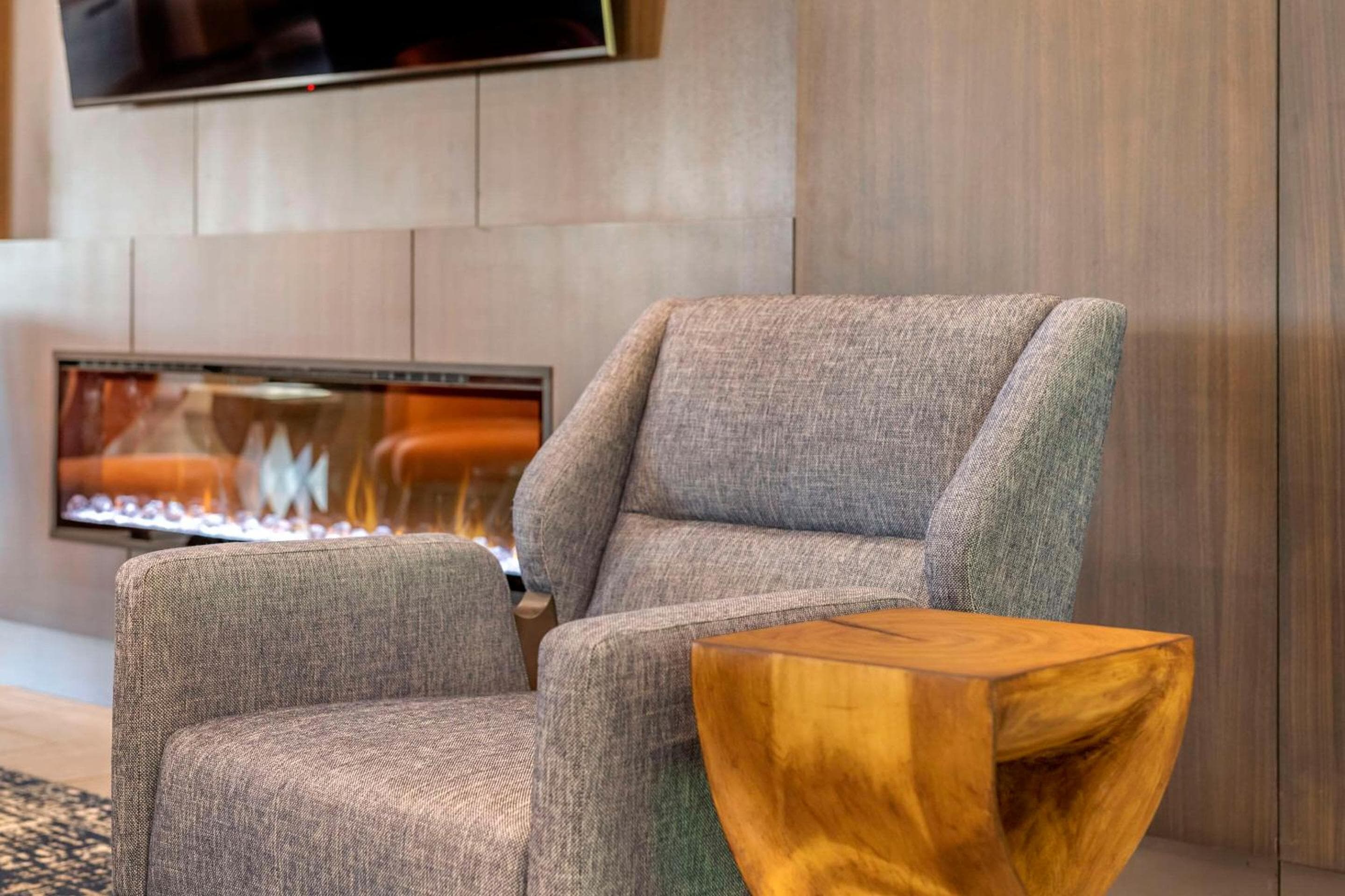Cambria Hotel Orlando Airport — 8