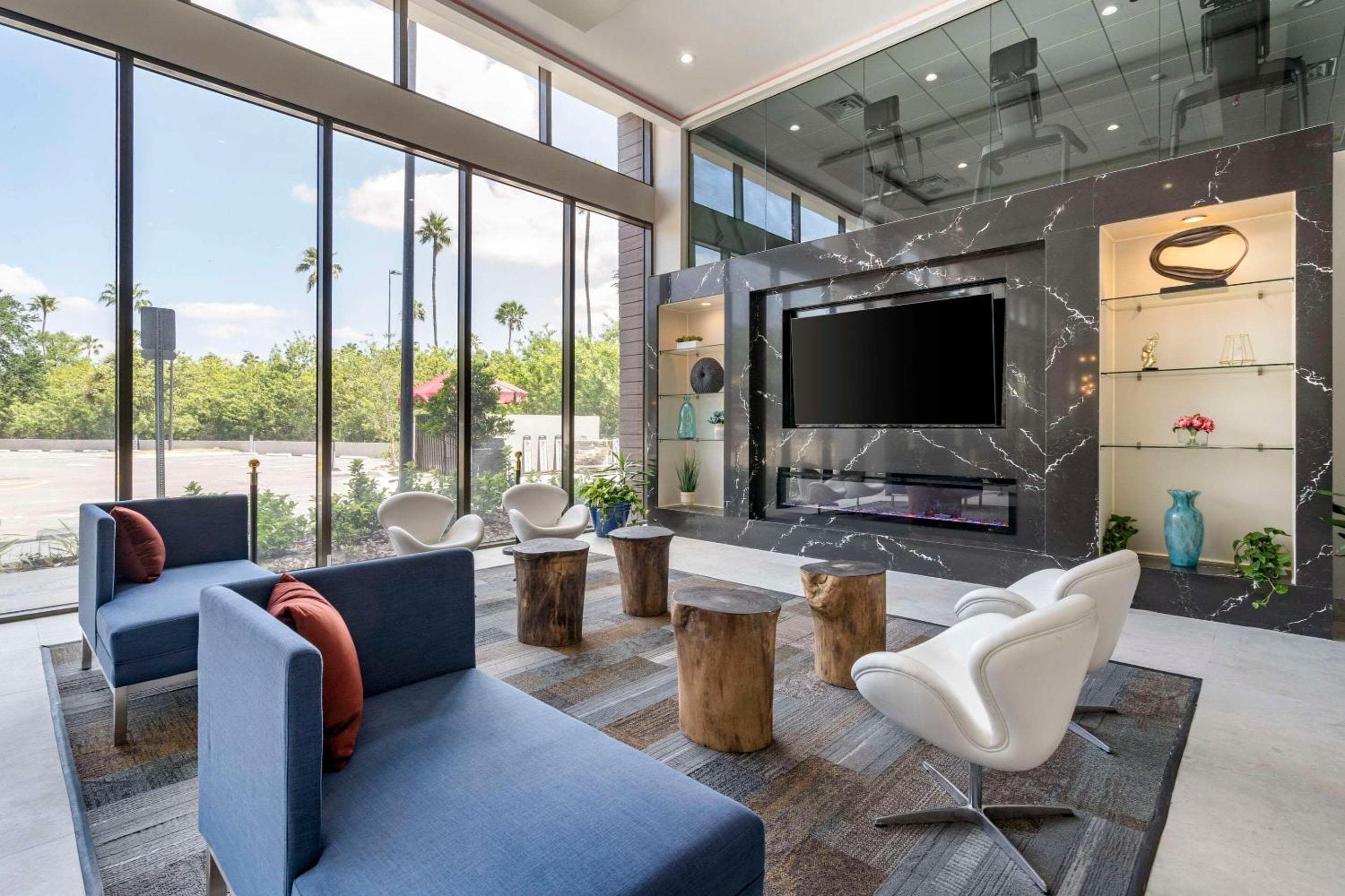 Cambria Hotel Orlando Universal Blvd — 9