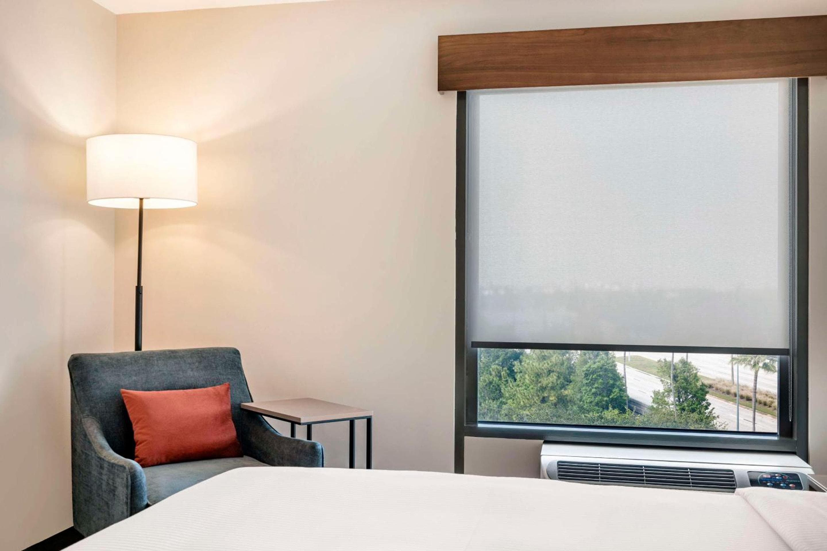 Cambria Hotel Orlando Universal Blvd — 16