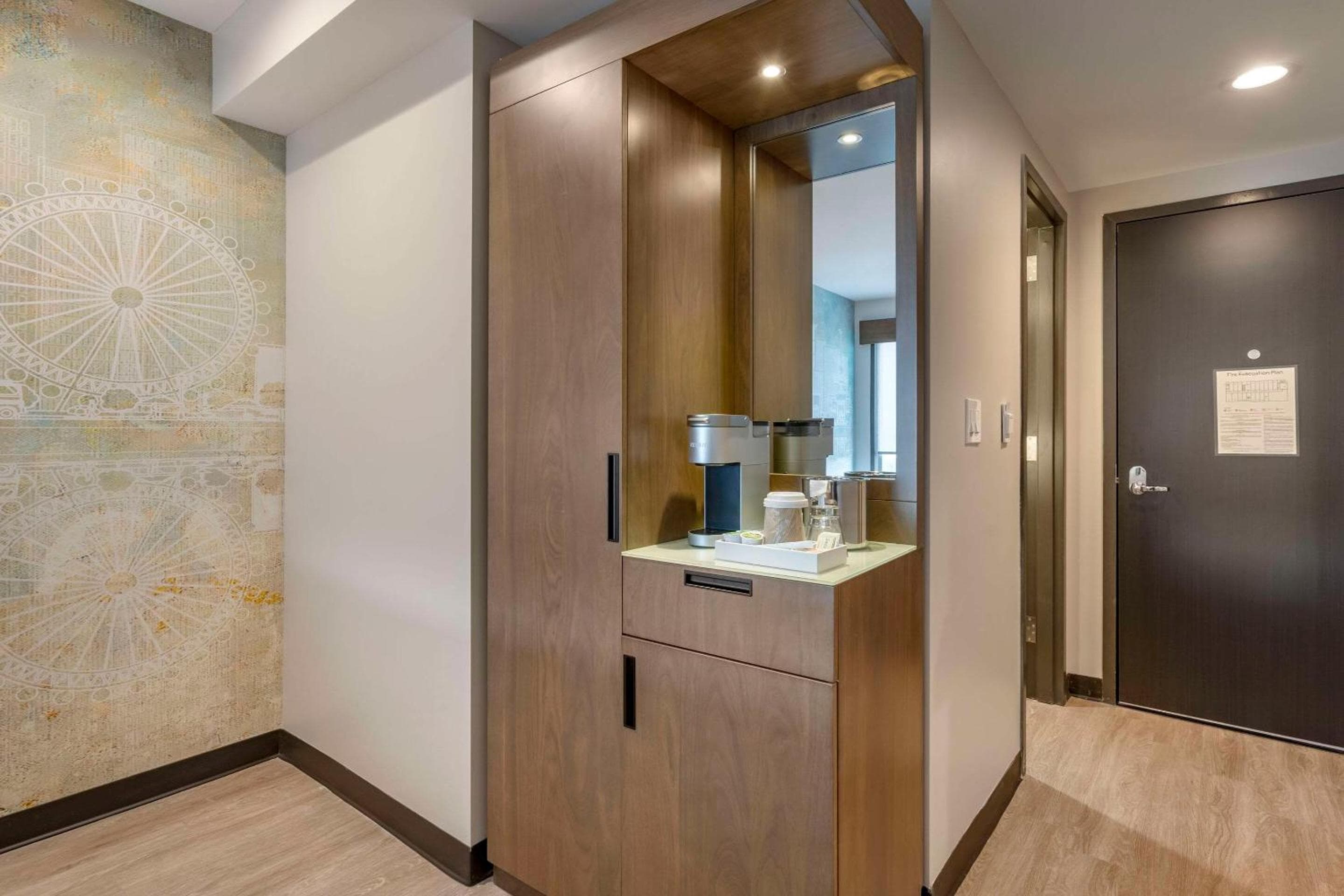 Cambria Hotel Orlando Universal Blvd — 17