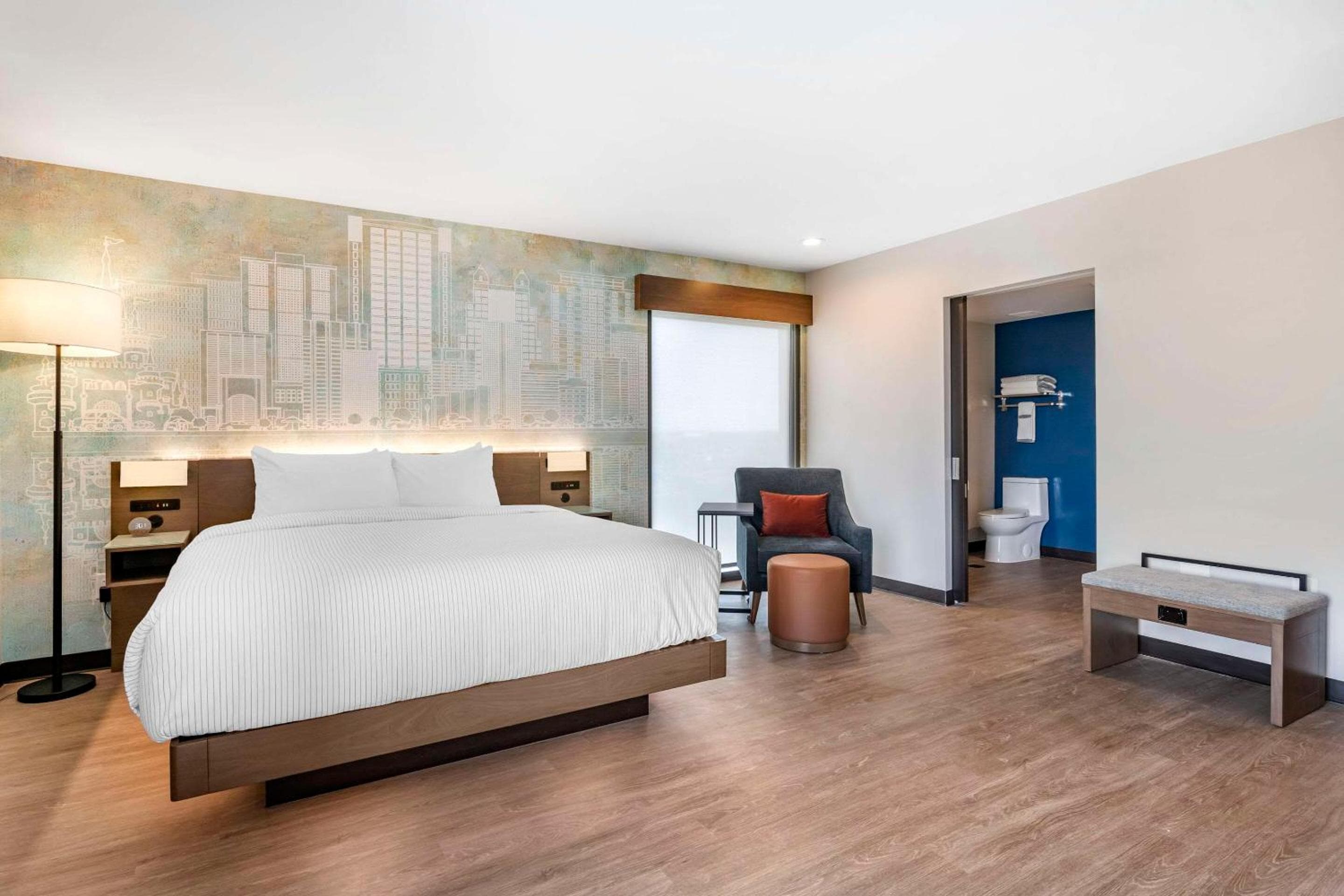 Cambria Hotel Orlando Universal Blvd — 18