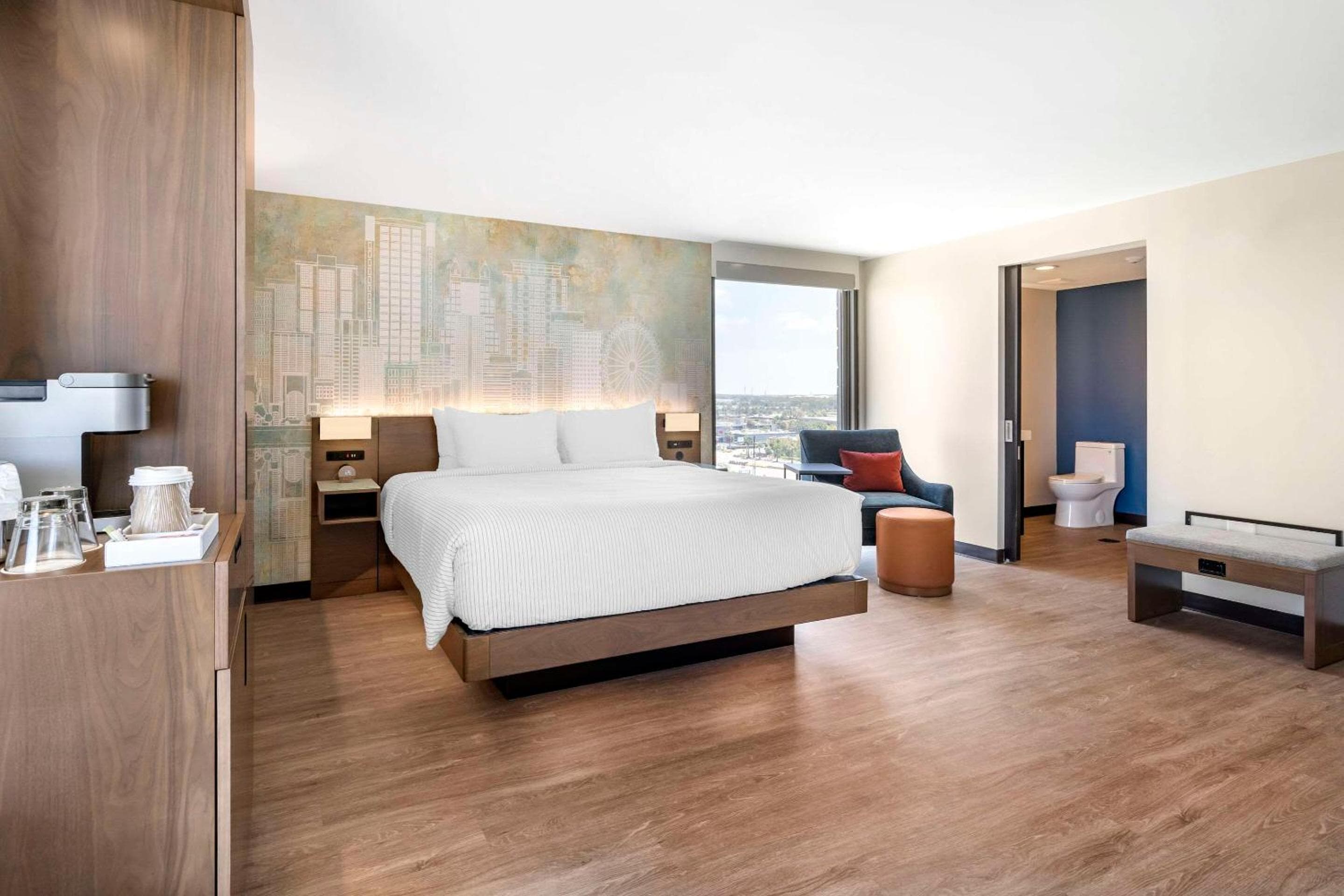 Cambria Hotel Orlando Universal Blvd — 26