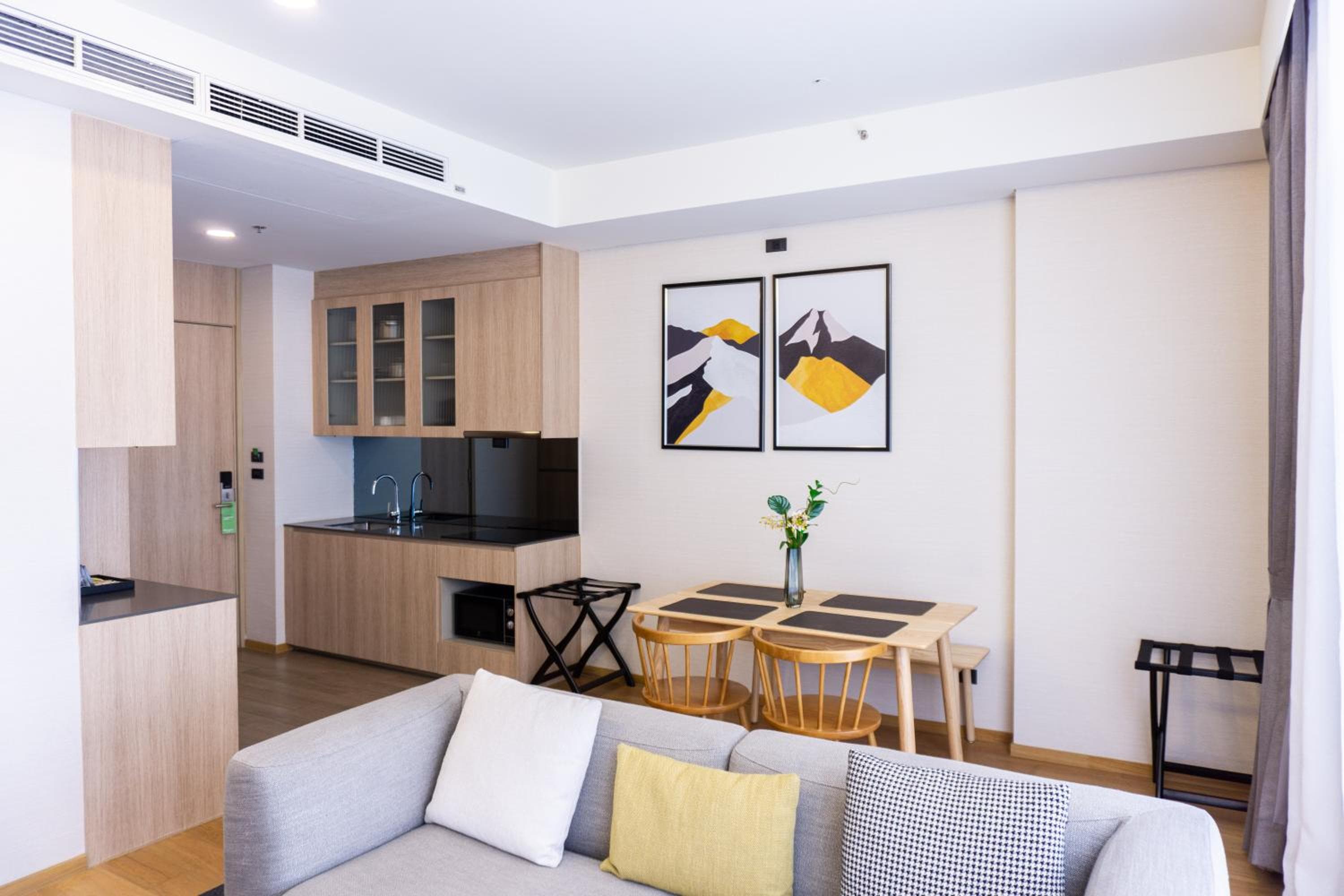 Wyndham Garden Bangkok Sukhumvit 42 — 8