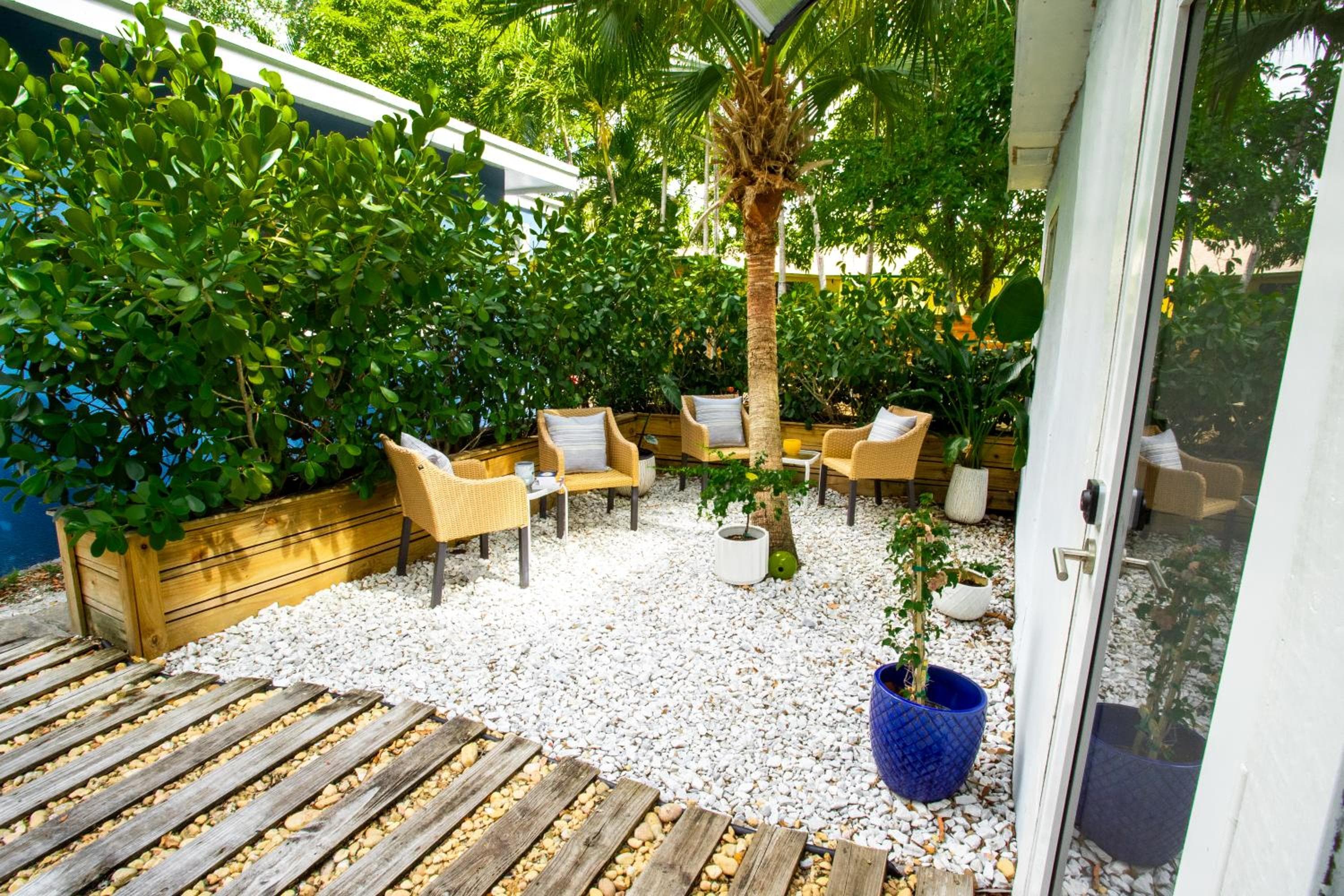 Cozy Tiny Home - Hidden Gem! — 11