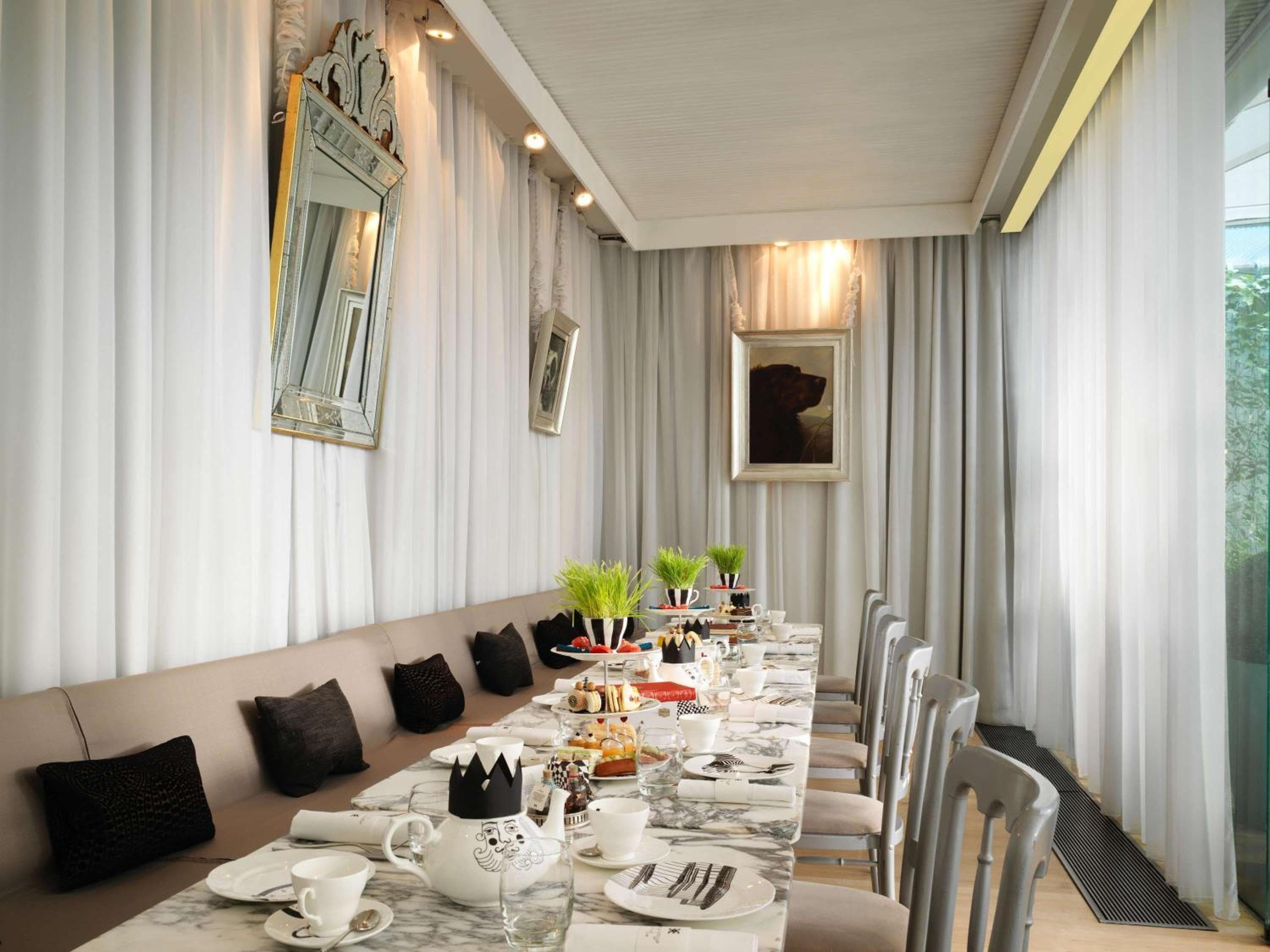 Sanderson London — 30