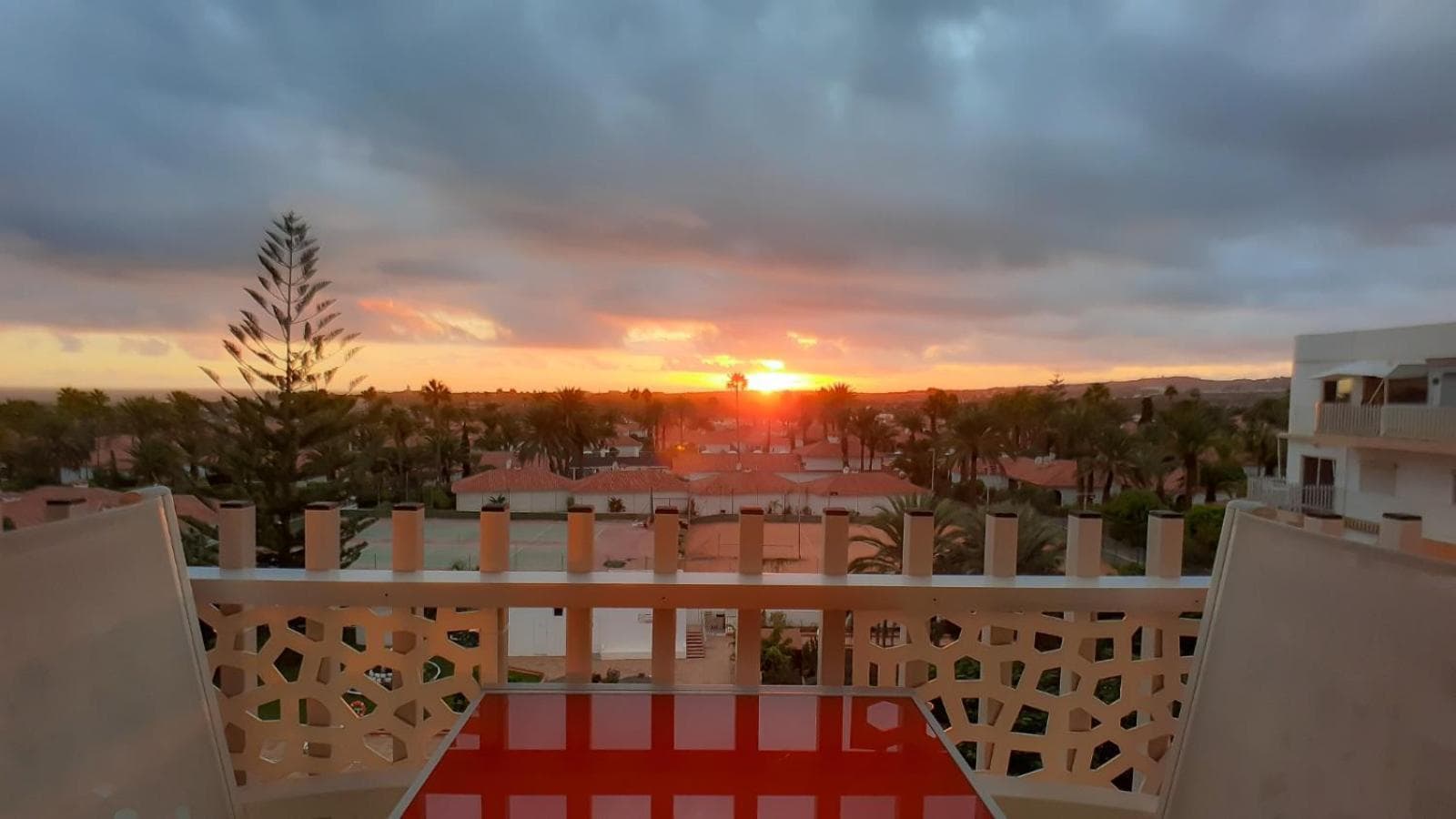 Sunandsea Apartment — 1