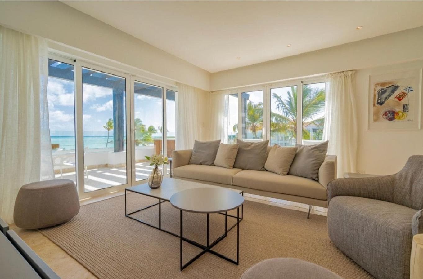 Punta Palmera Beach Front and pool views Cap Cana — 2