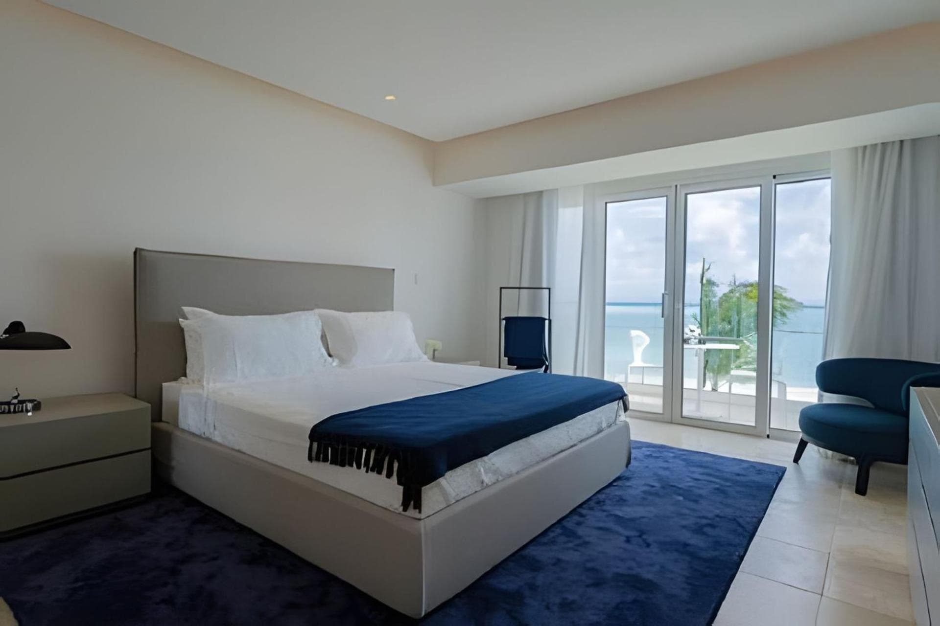 Punta Palmera Beach Front and pool views Cap Cana — 11