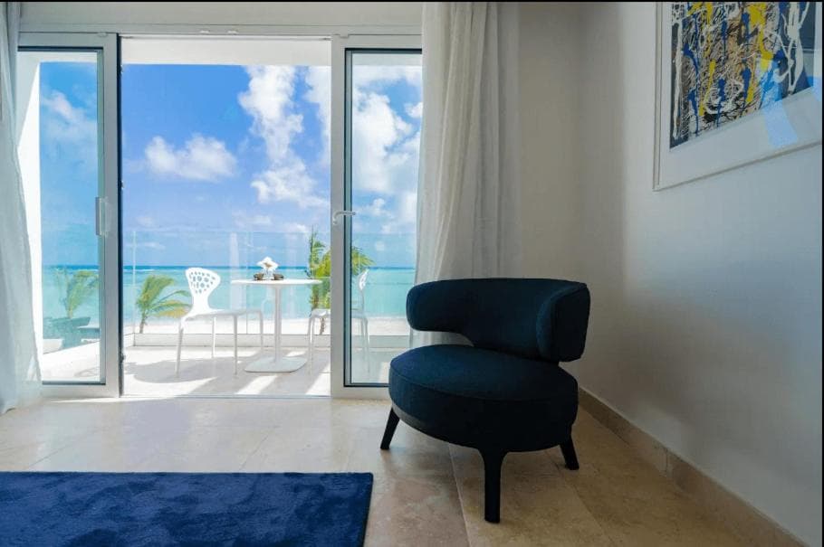Punta Palmera Beach Front and pool views Cap Cana — 13