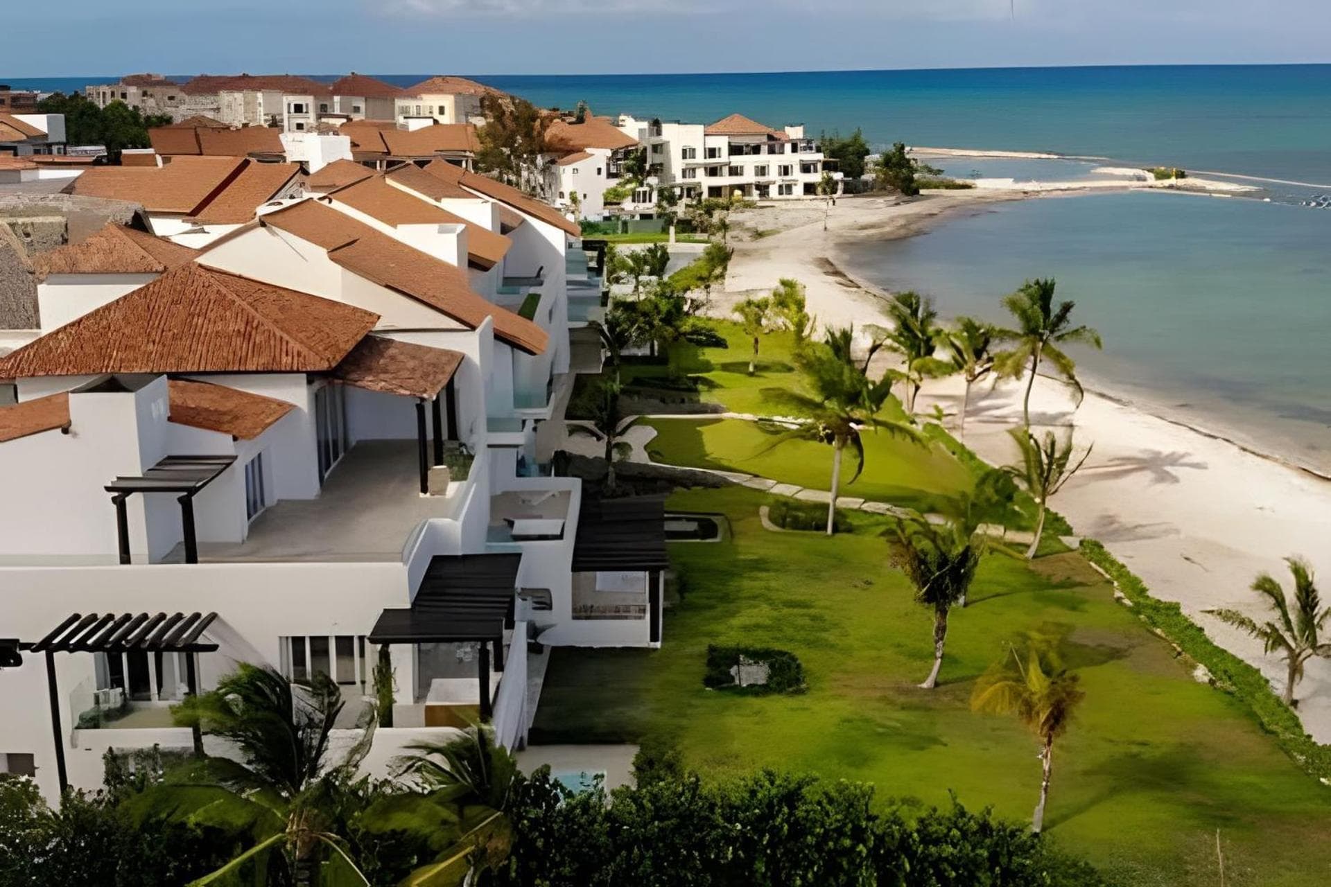 Punta Palmera Beach Front and pool views Cap Cana — 25