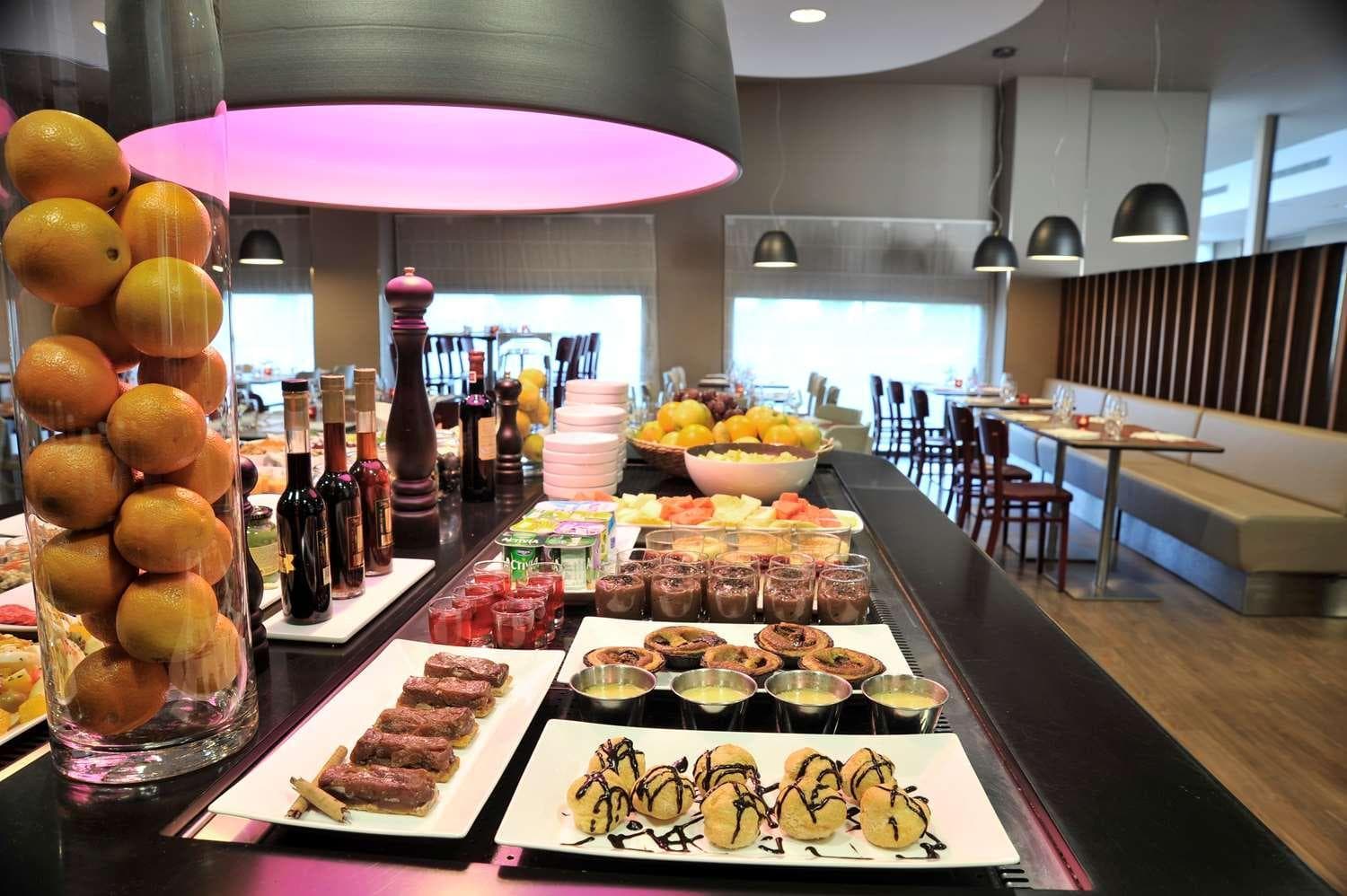Travelodge Málaga Flughafen — 23