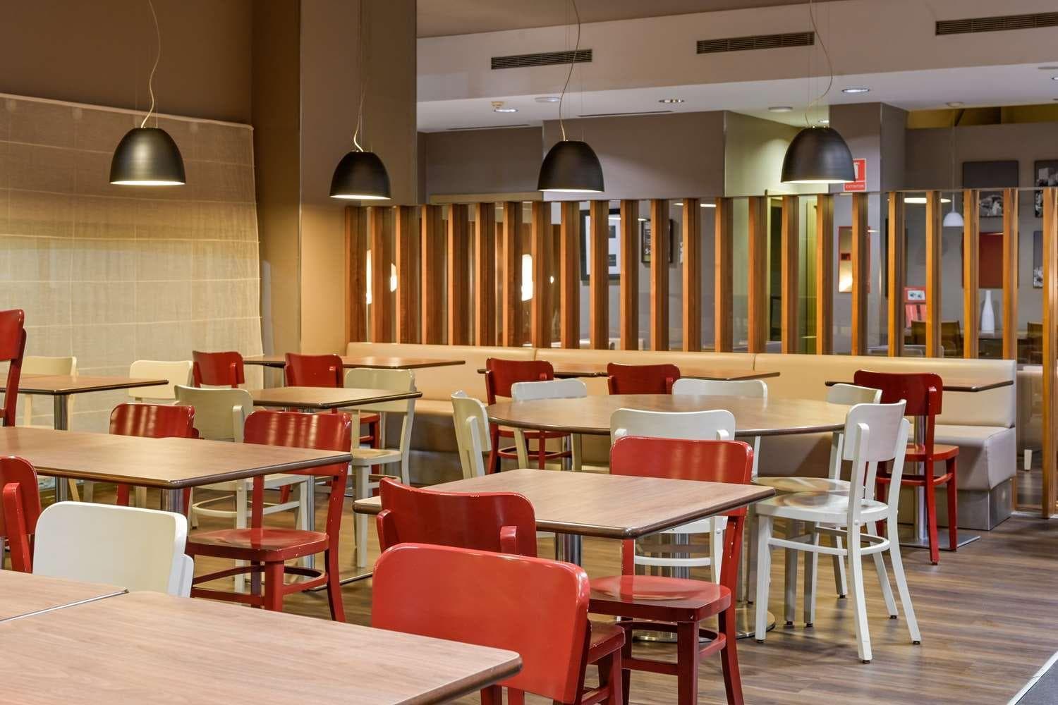 Travelodge Málaga Flughafen — 17