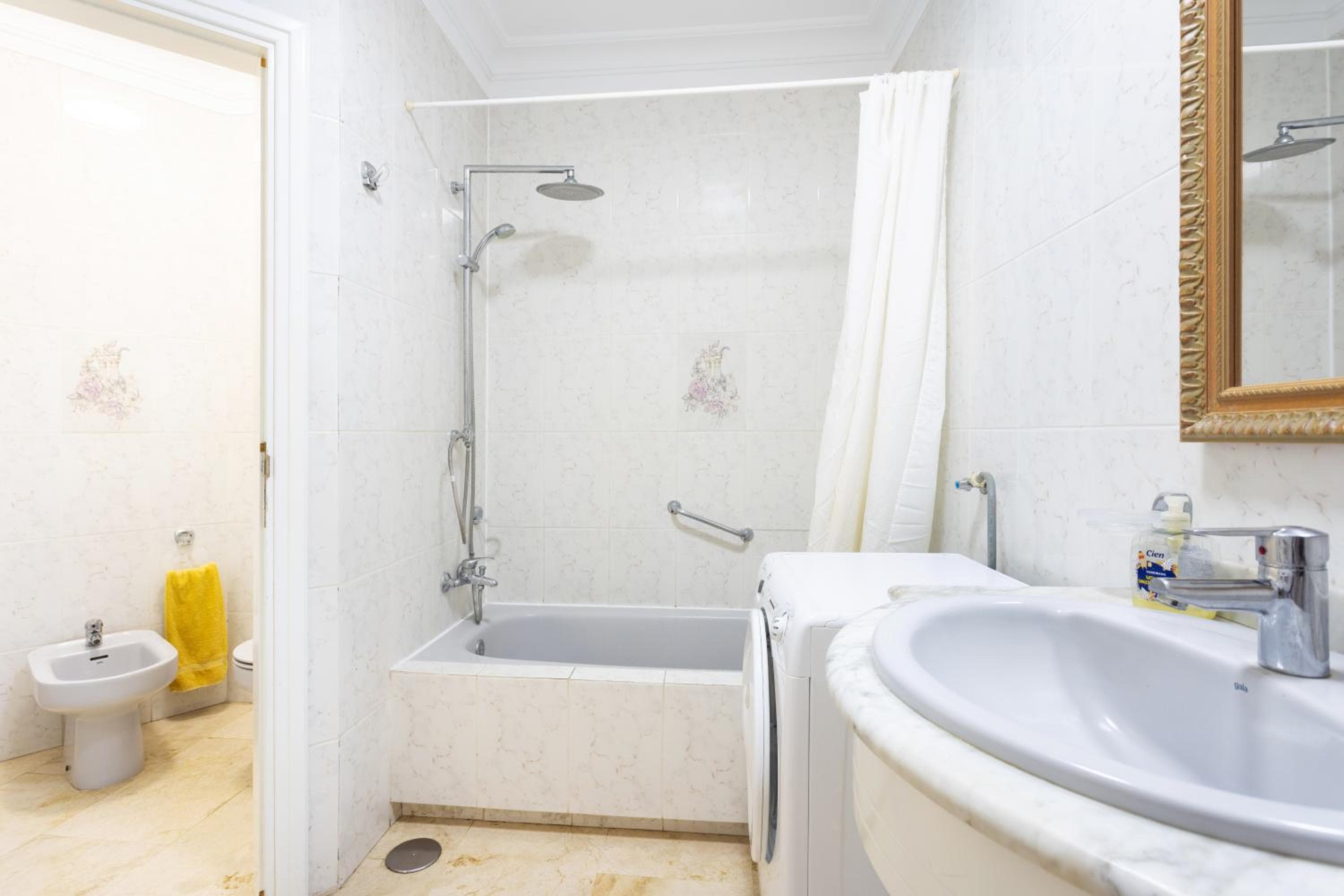 Apartamento con vistas al jardín — 2