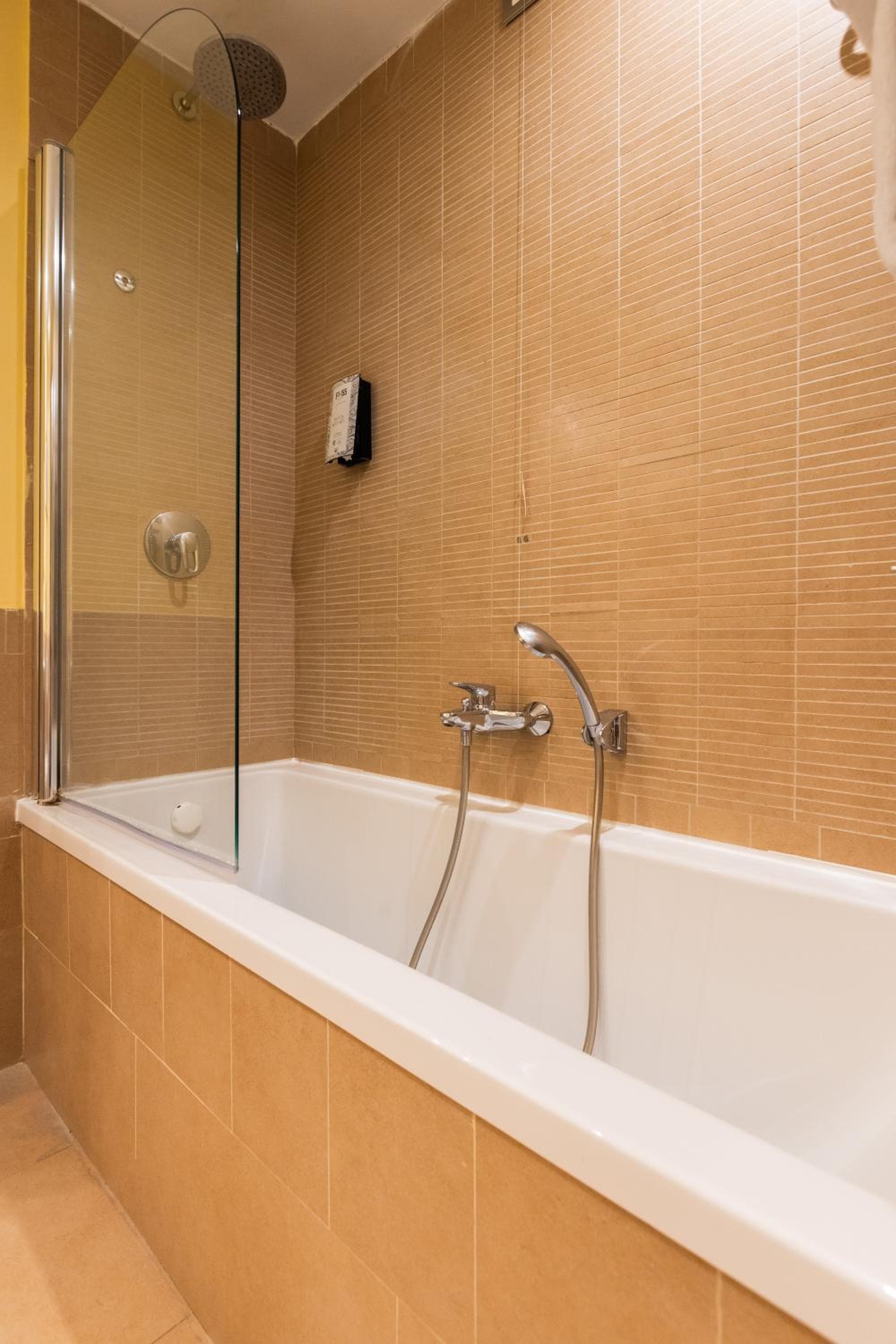 FH55 Grand Hotel Palatino hotel, Via Cavour 213, Rome, Italy — photo 78