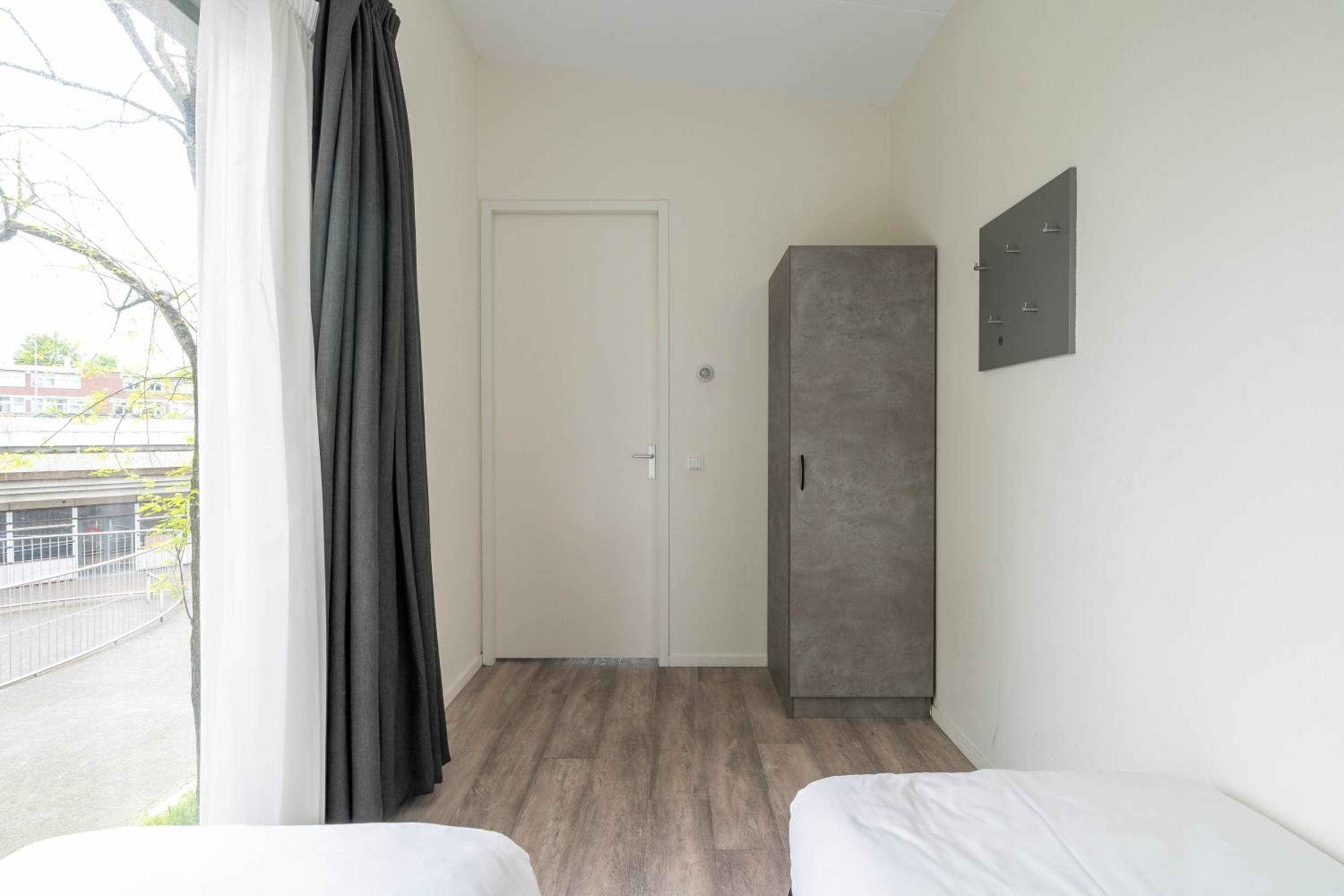 YAYS Amsterdam Prince Island by Numa — 7