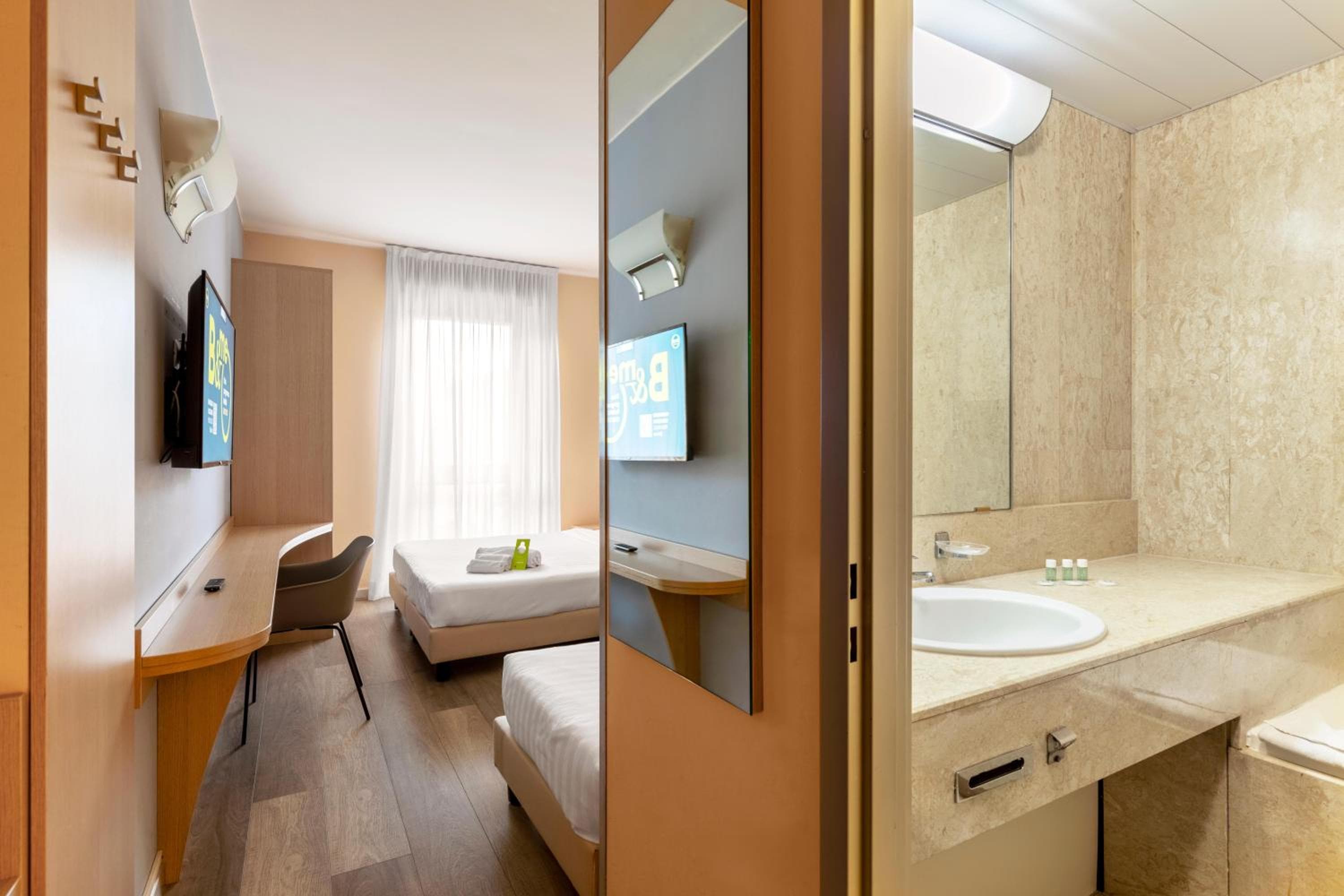 B&B HOTEL Milano Portello — 25