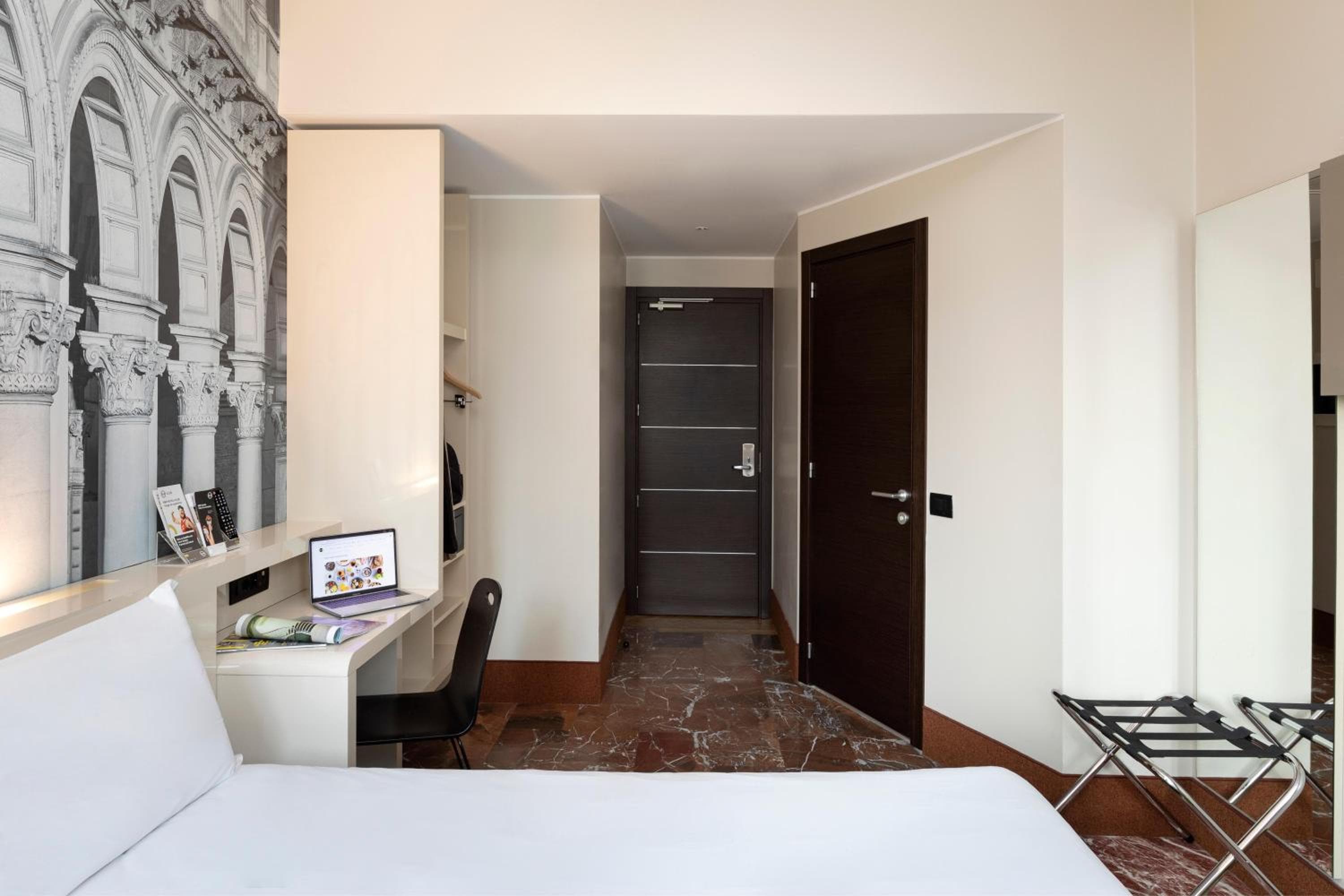 B&B Hotel Milano Sant'Ambrogio — 18