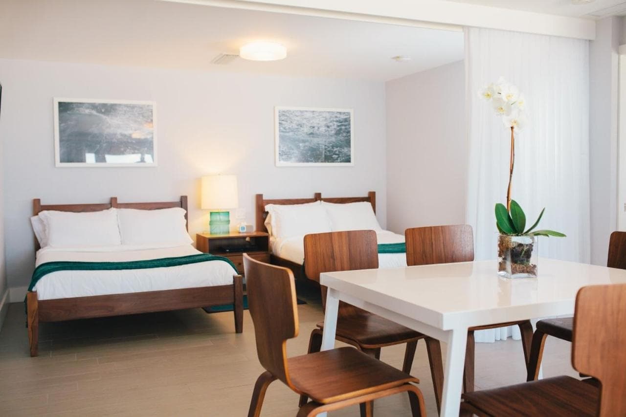 Maree Inn Hotel — 24