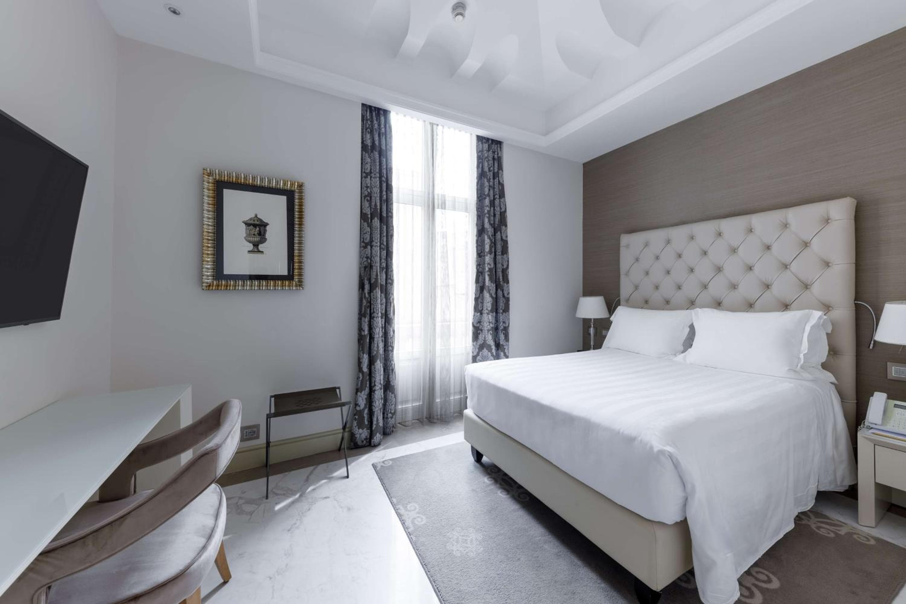 Aleph Rome Hotel, Curio Collection By Hilton — 2