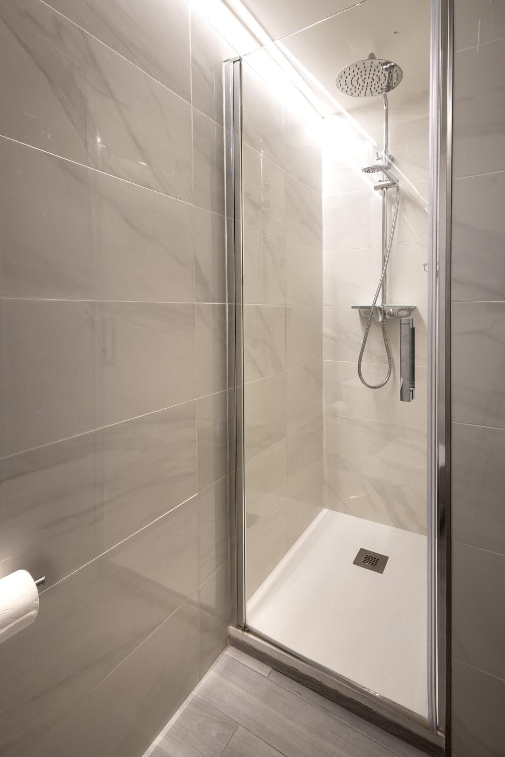 SUITE MALAGUETA PREMIUM — 17