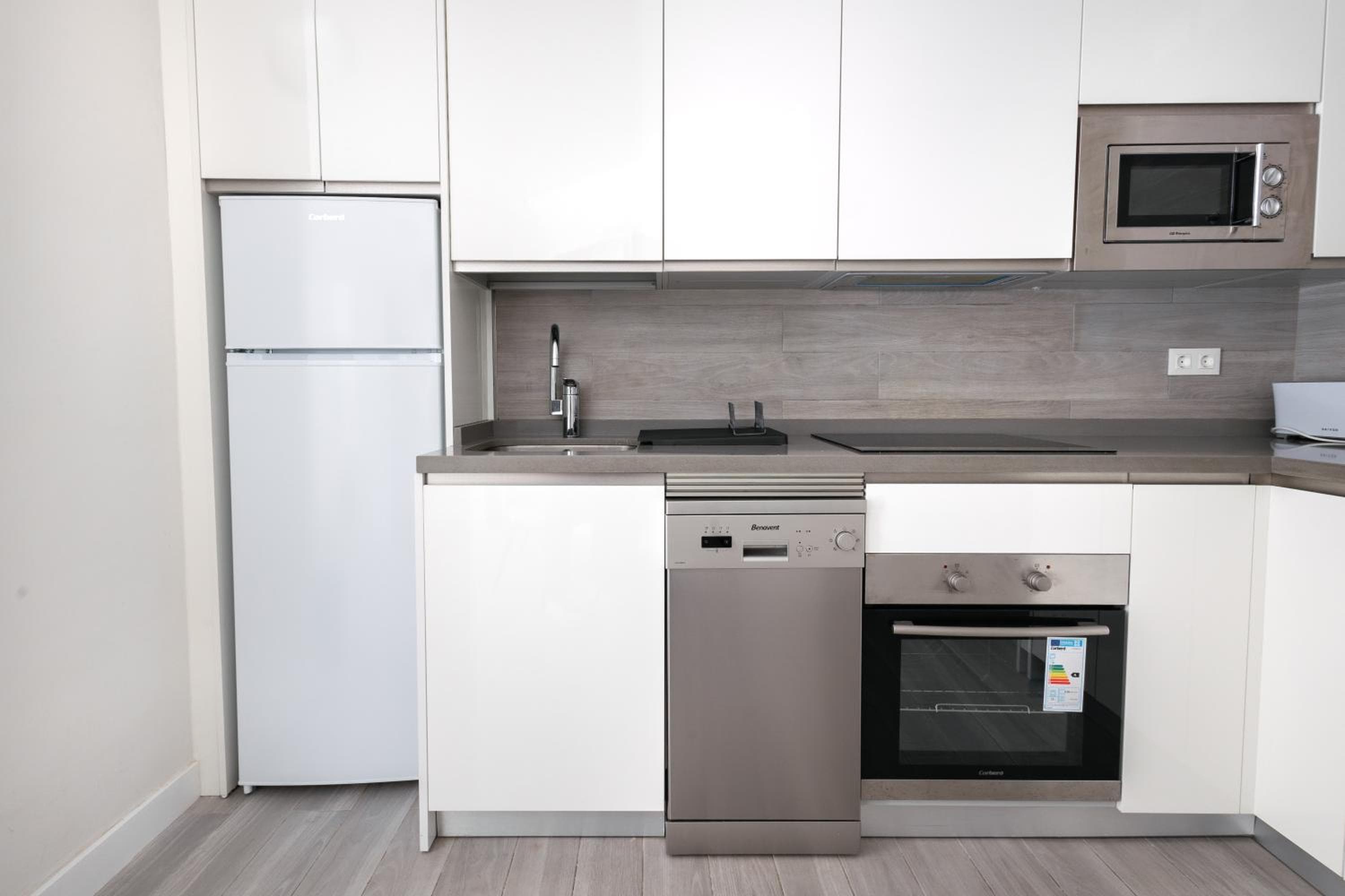 SUITE MALAGUETA PREMIUM — 27