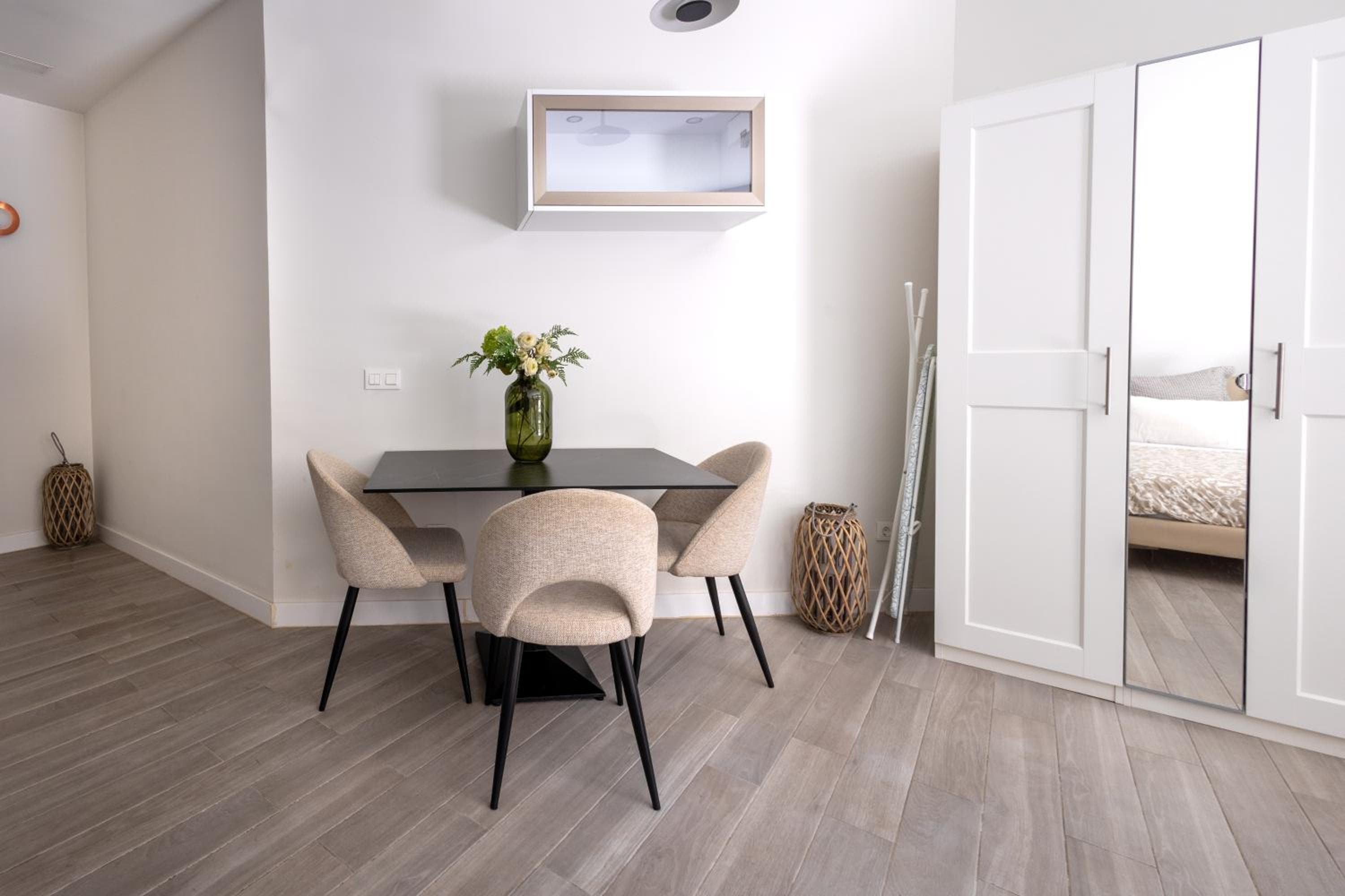 SUITE MALAGUETA PREMIUM — 25