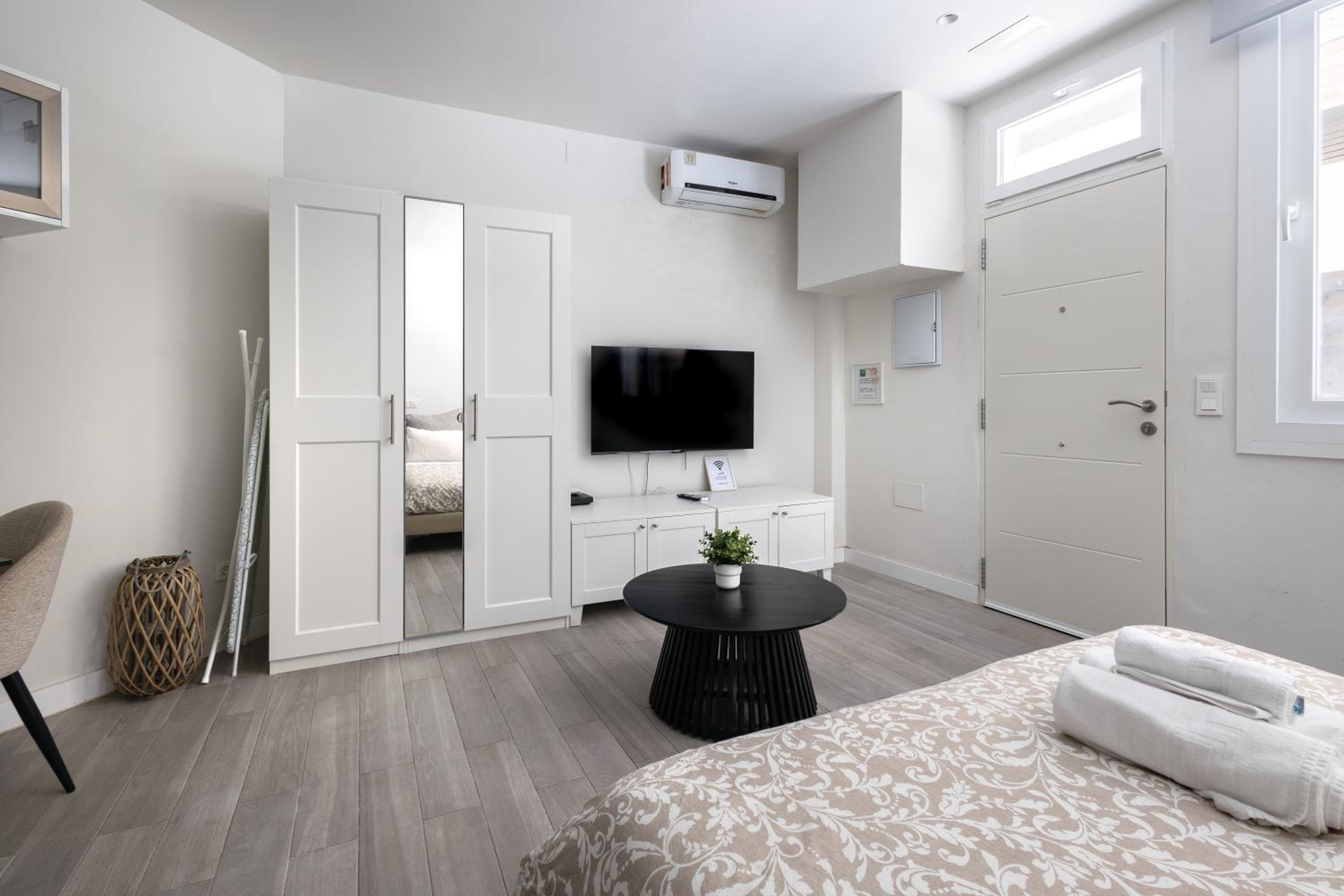 SUITE MALAGUETA PREMIUM — 21