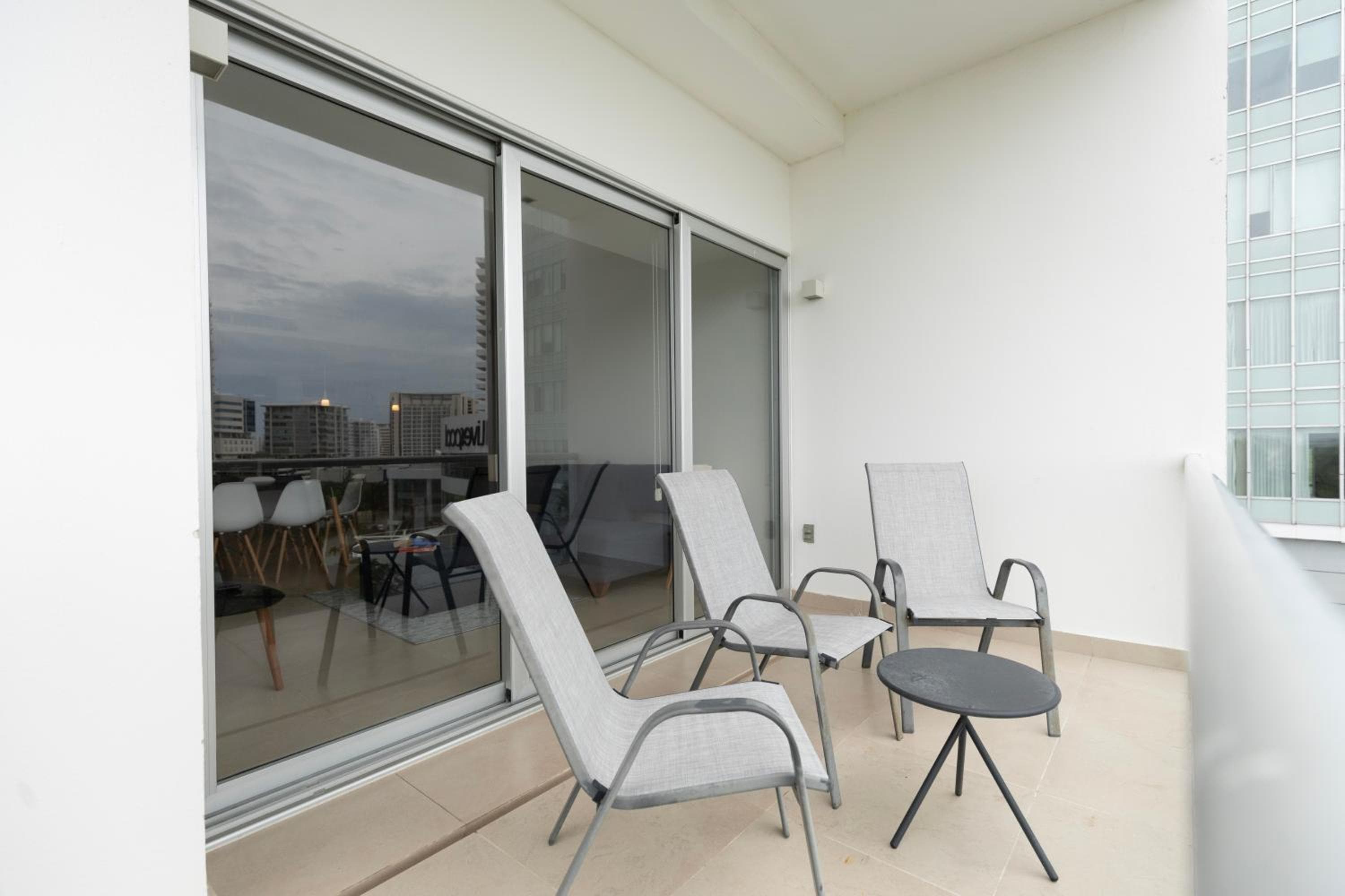 Ocean Breeze, Cancun Sanctuary - HiveNB — 11