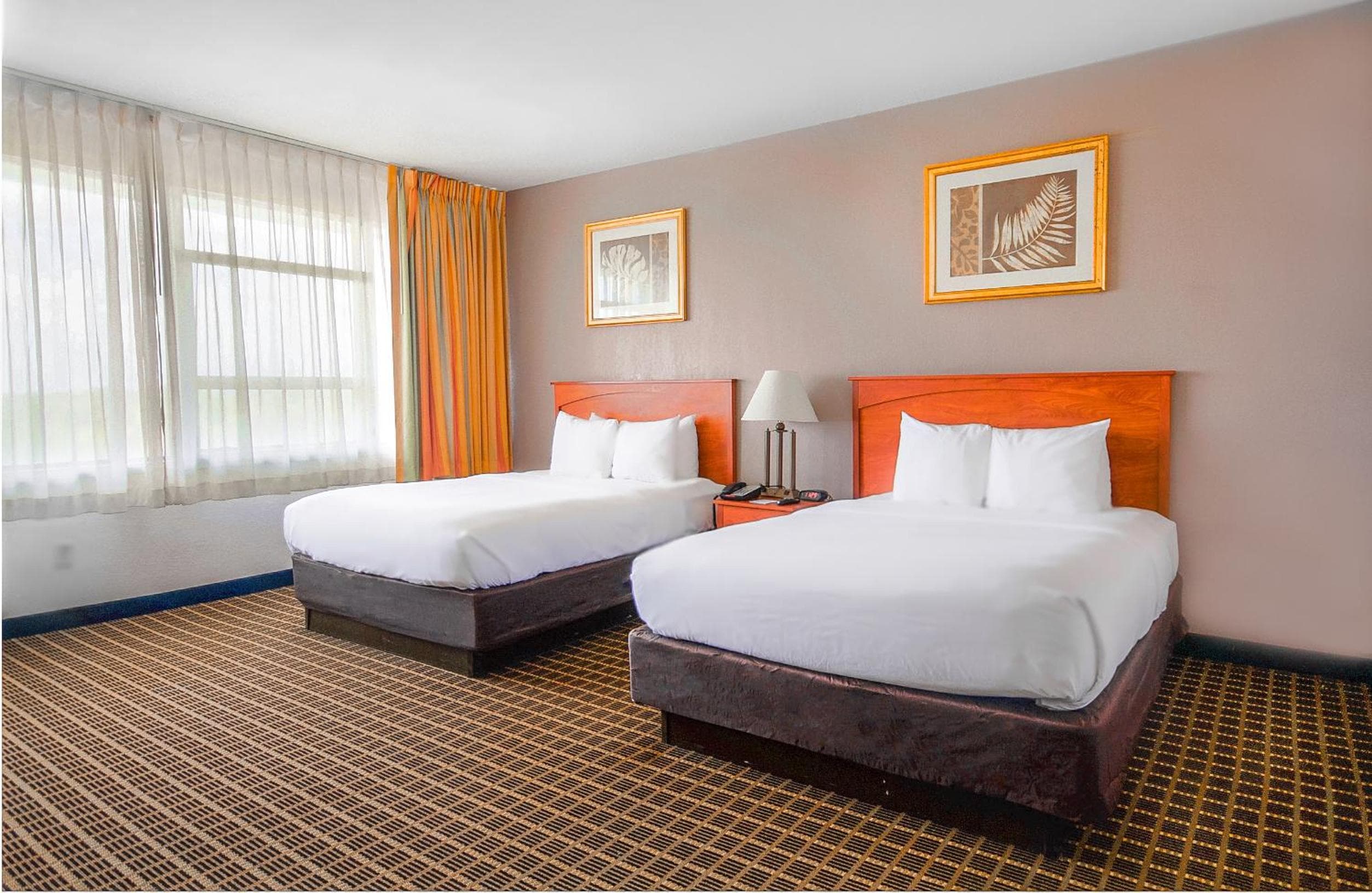 Clarion Inn & Suites Miami International Airport — 28