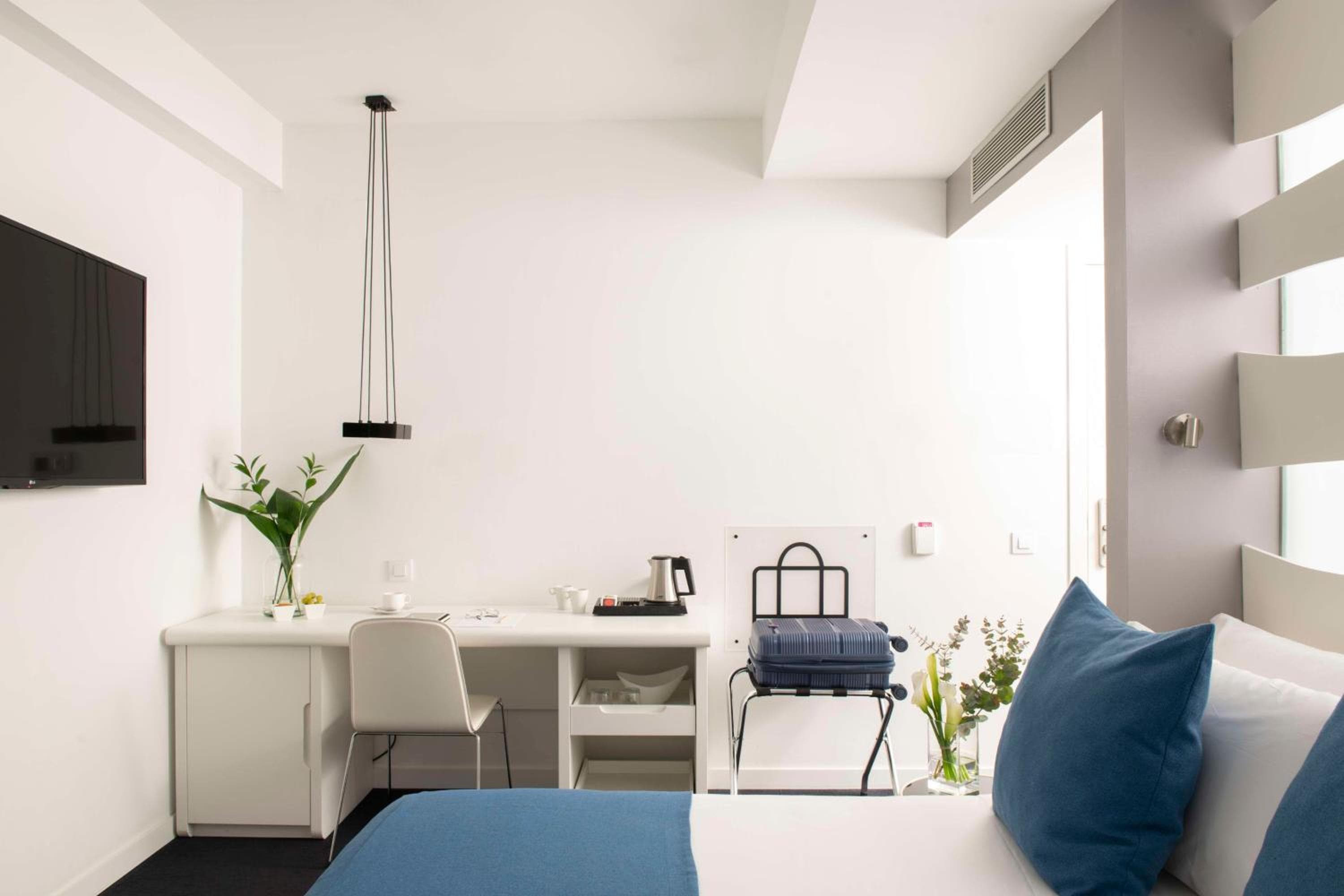 Allegro Barcelona — 4