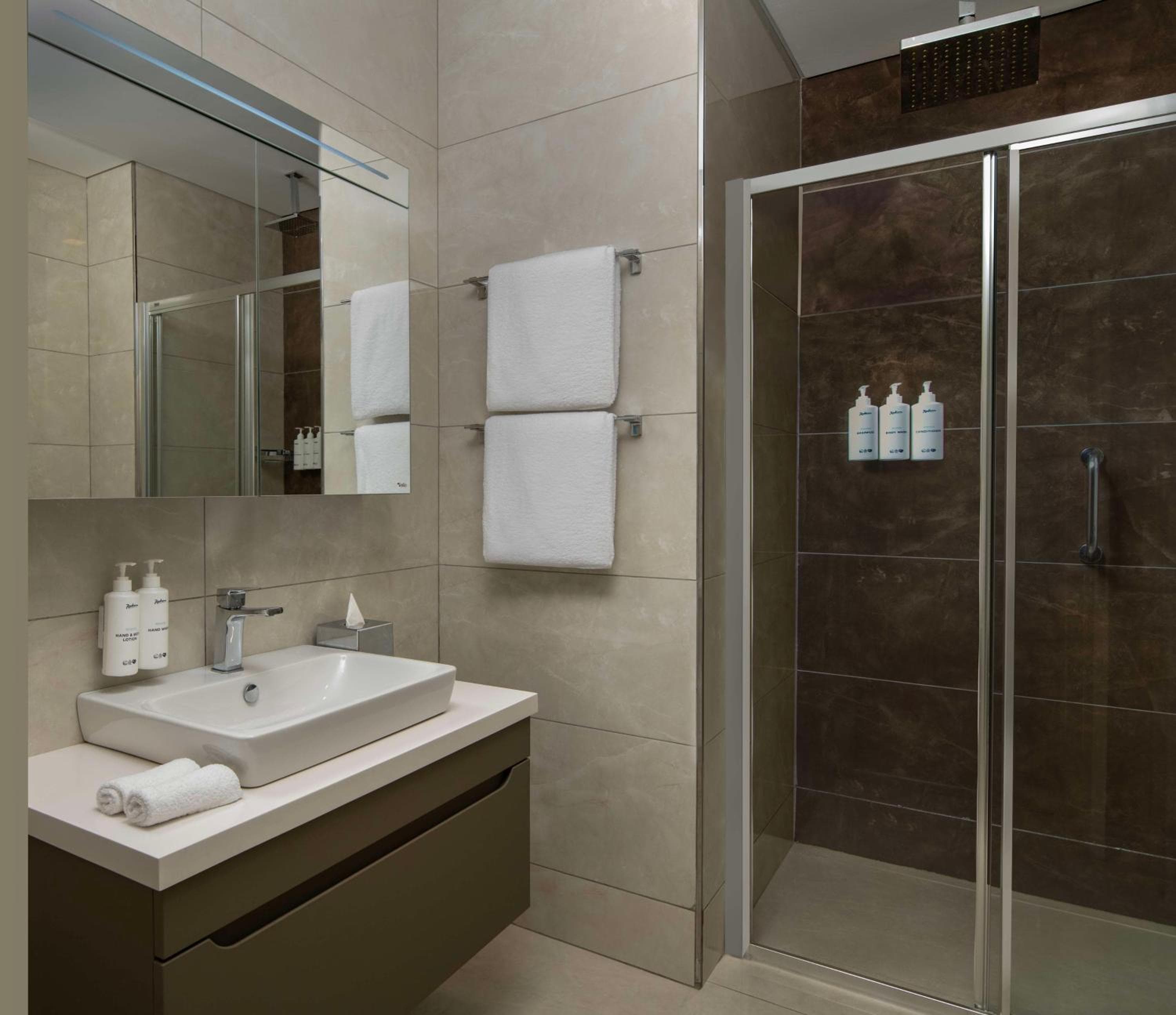 Radisson Residences Vadistanbul — 12