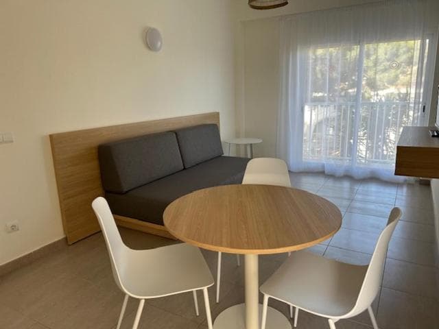 APARTAMENTOS DON JUAN — 9