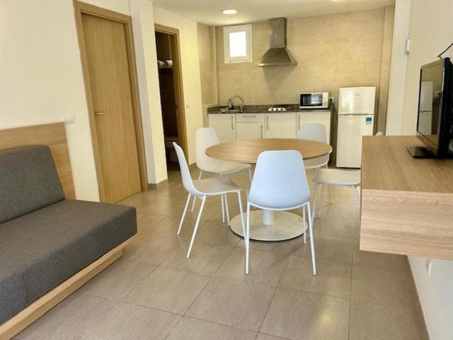 APARTAMENTOS DON JUAN — 5