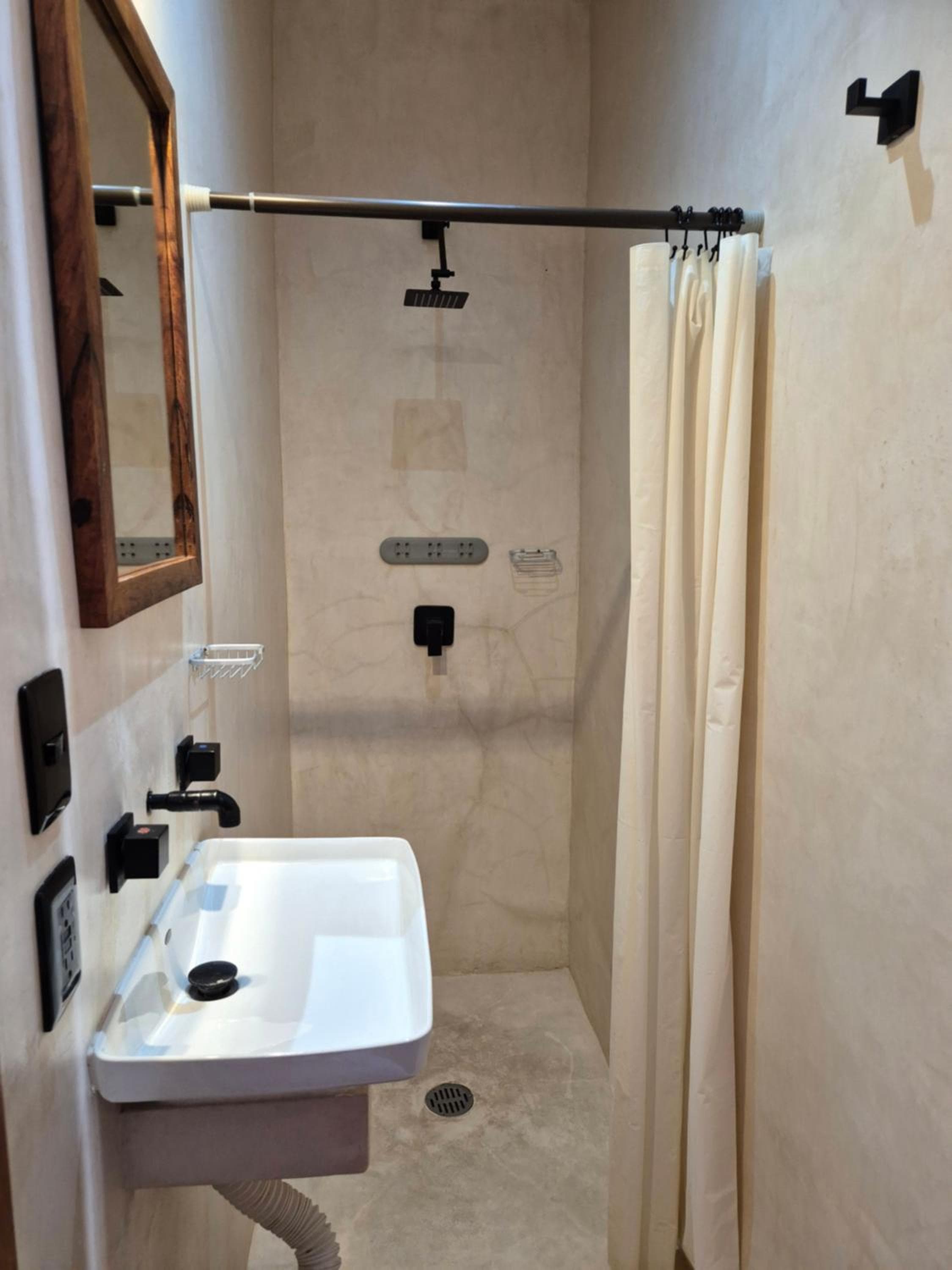 Freelance Hostel - Freiwilligenherberge — 12