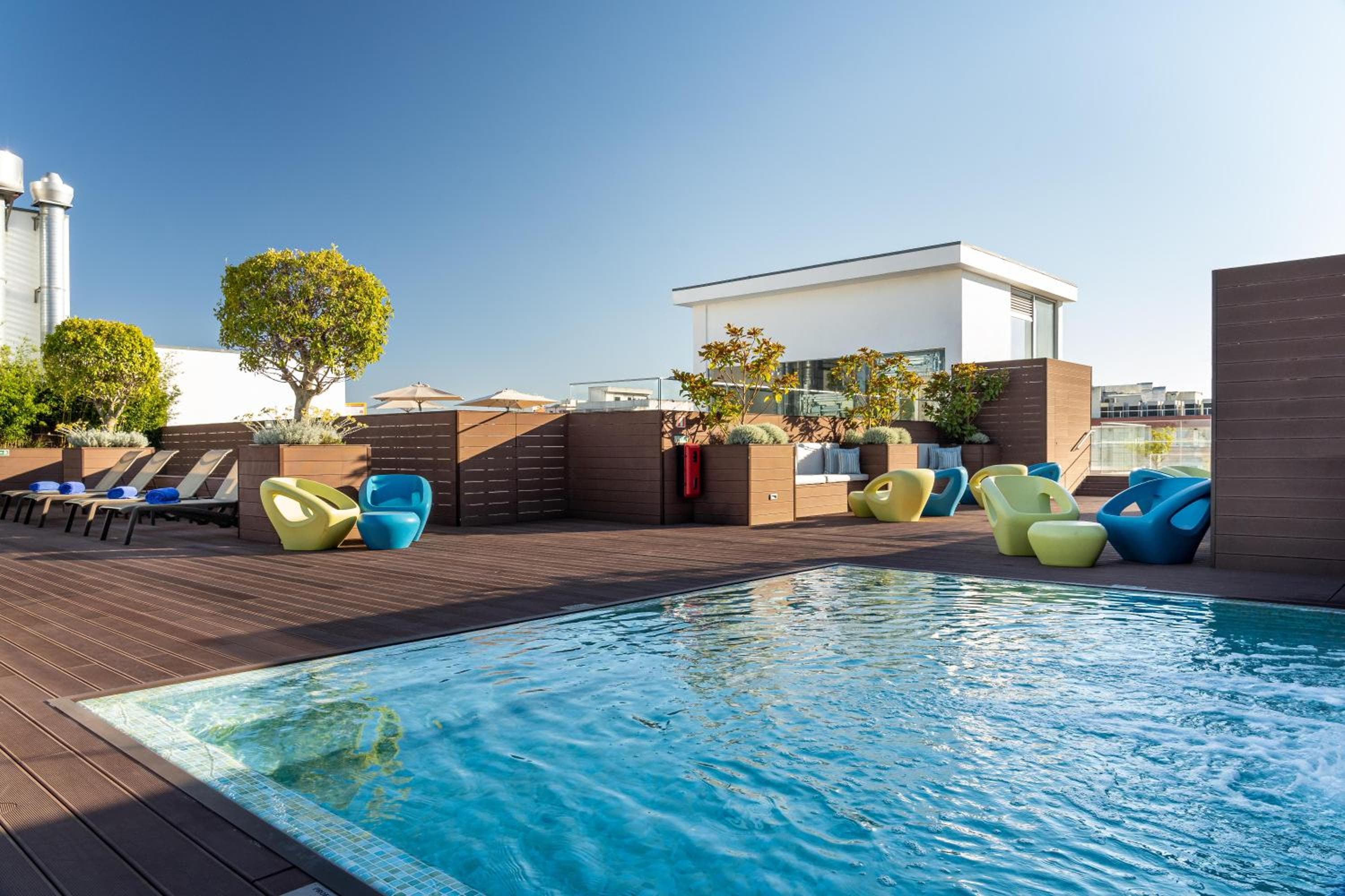 Jupiter Lisboa Hotel - Rooftop & Spa hotel, Avenida da Republica, 46, Lisbon, Portugal — photo 33