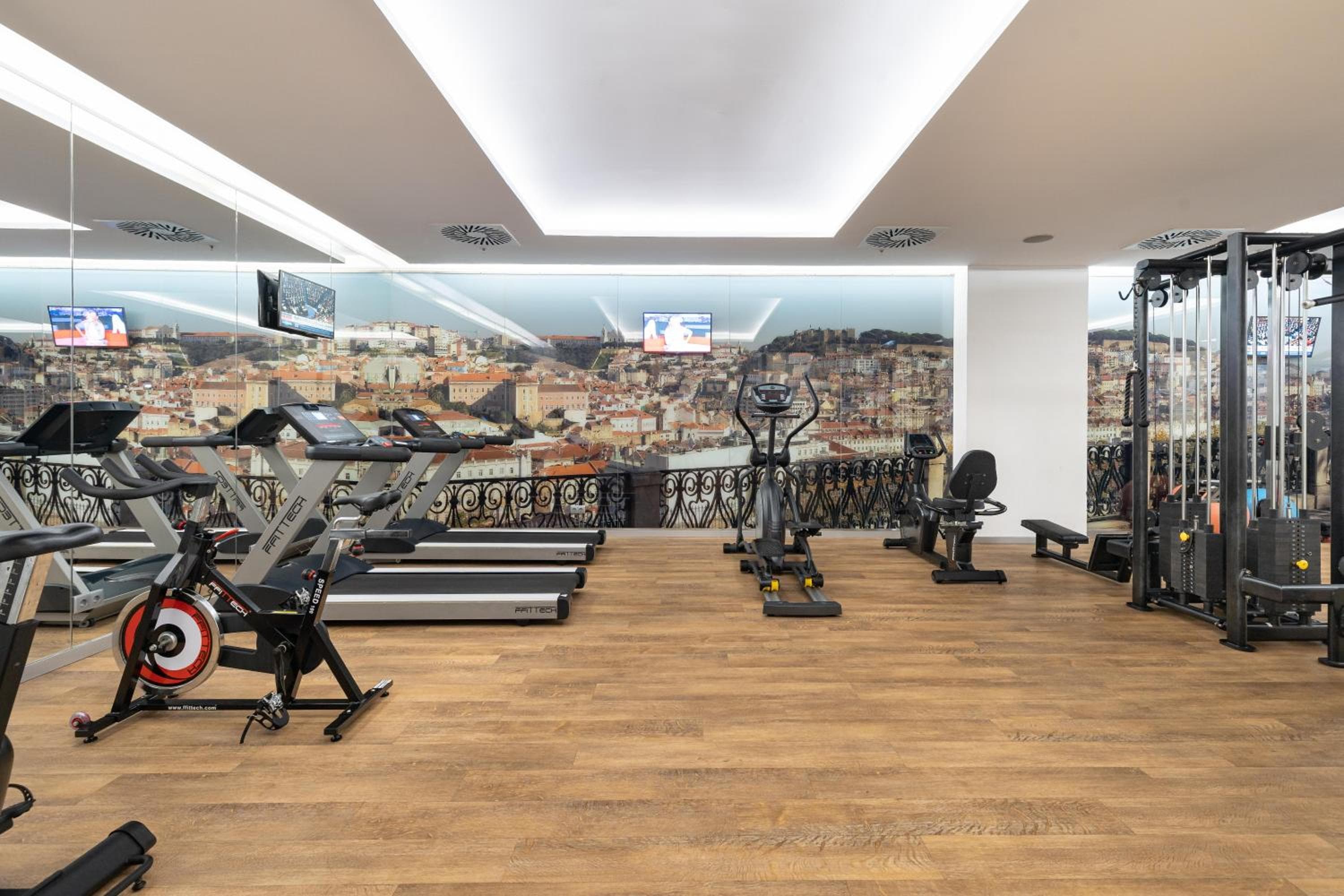 Jupiter Lisboa Hotel - Rooftop & Spa hotel, Avenida da Republica, 46, Lisbon, Portugal — photo 38